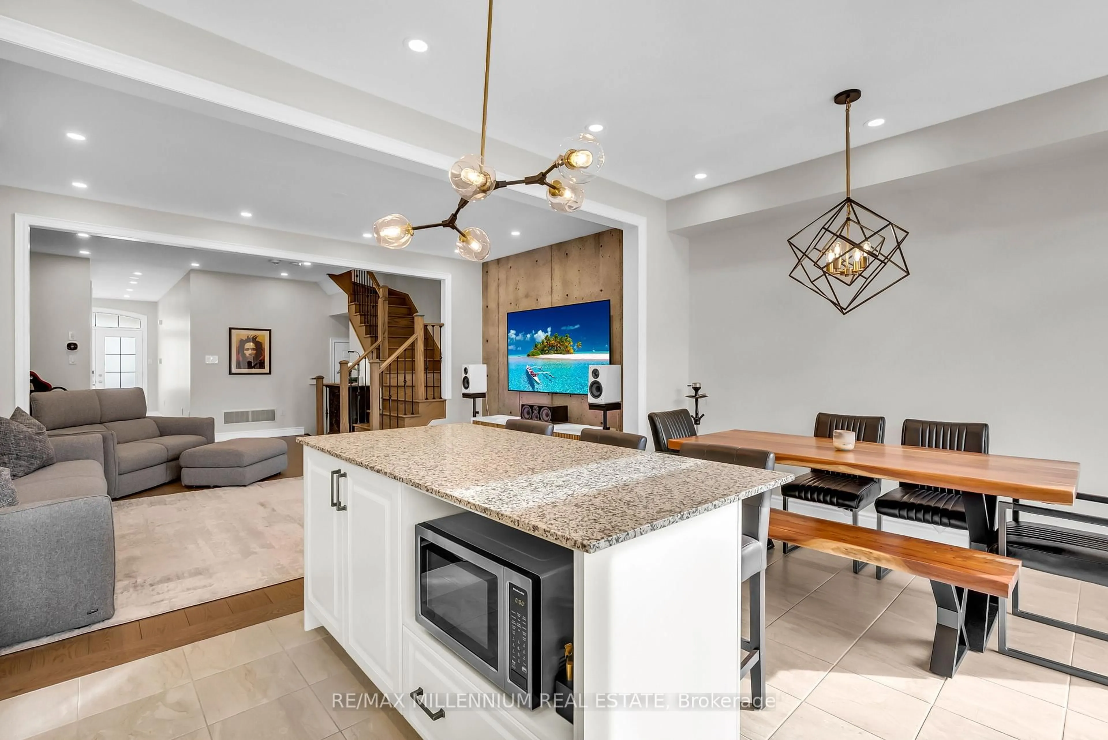 Open concept kitchen, ceramic/tile floor for 49 Zenith Ave, Vaughan Ontario L4H 4K9