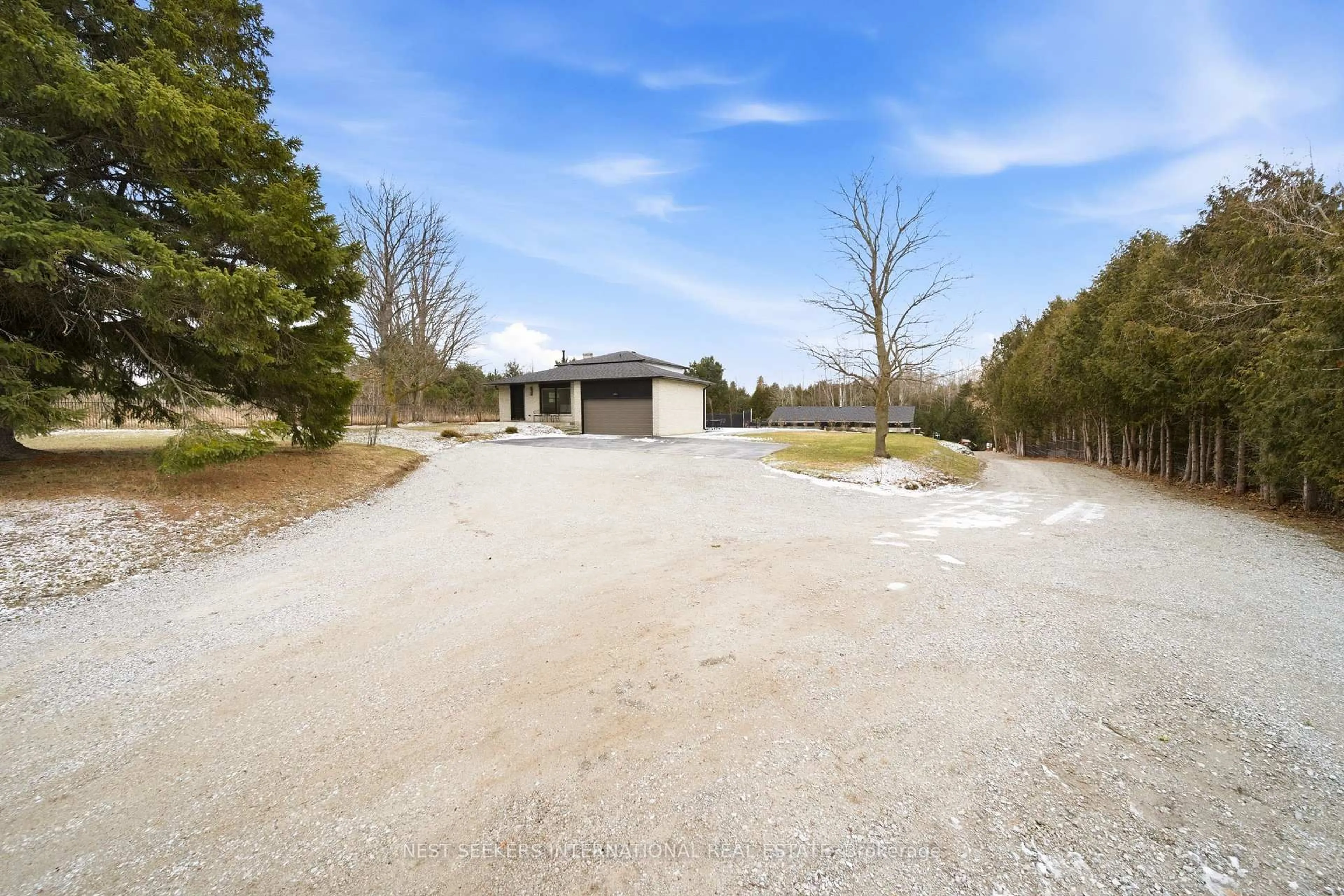 A pic from outside/outdoor area/front of a property/back of a property/a pic from drone, street for 5105 Lloydtown Aurora Rd, King Ontario L7B 0E2