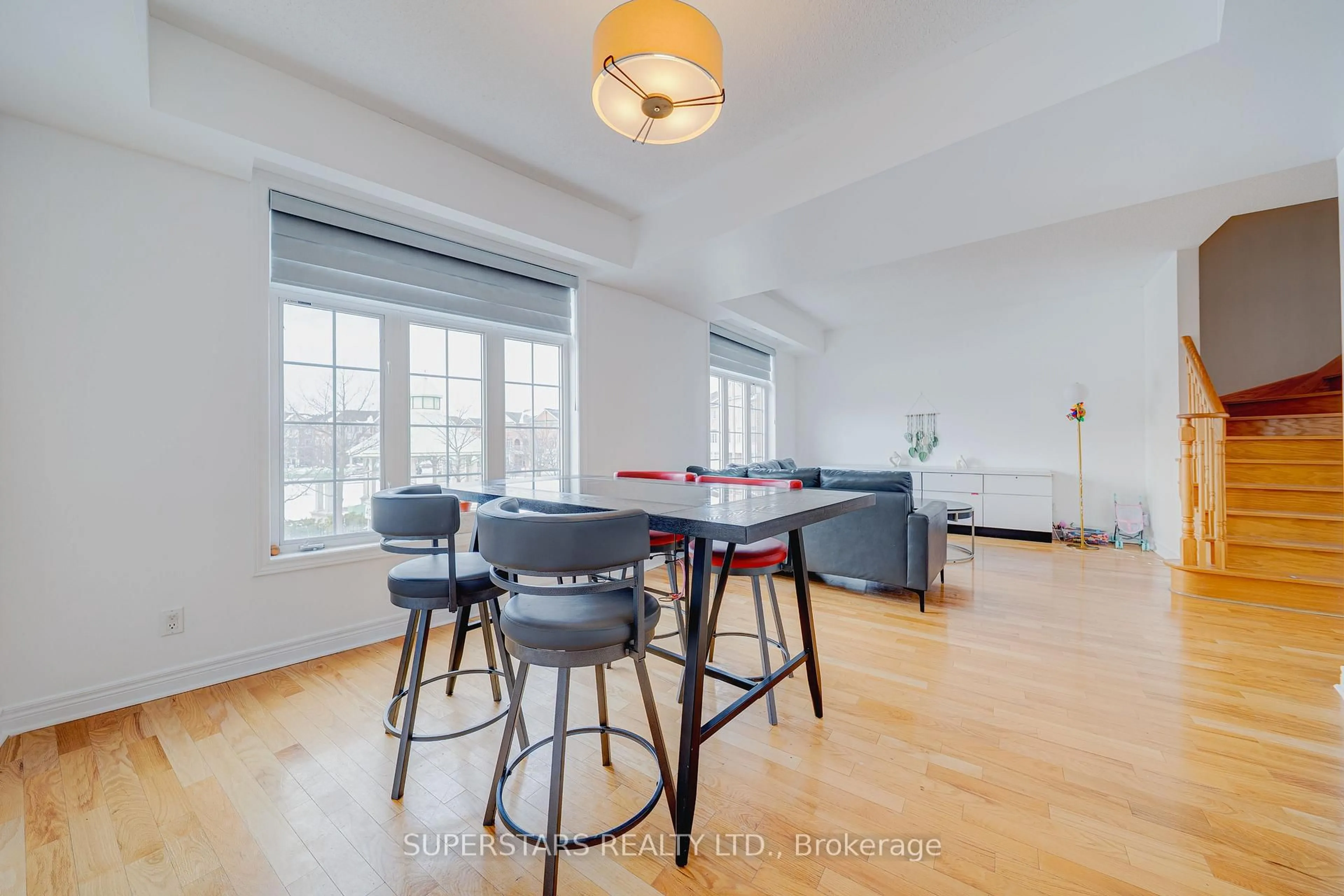 Dining room, wood/laminate floor for 30 Greensborough Village Circ #22, Markham Ontario L6E 1Z1