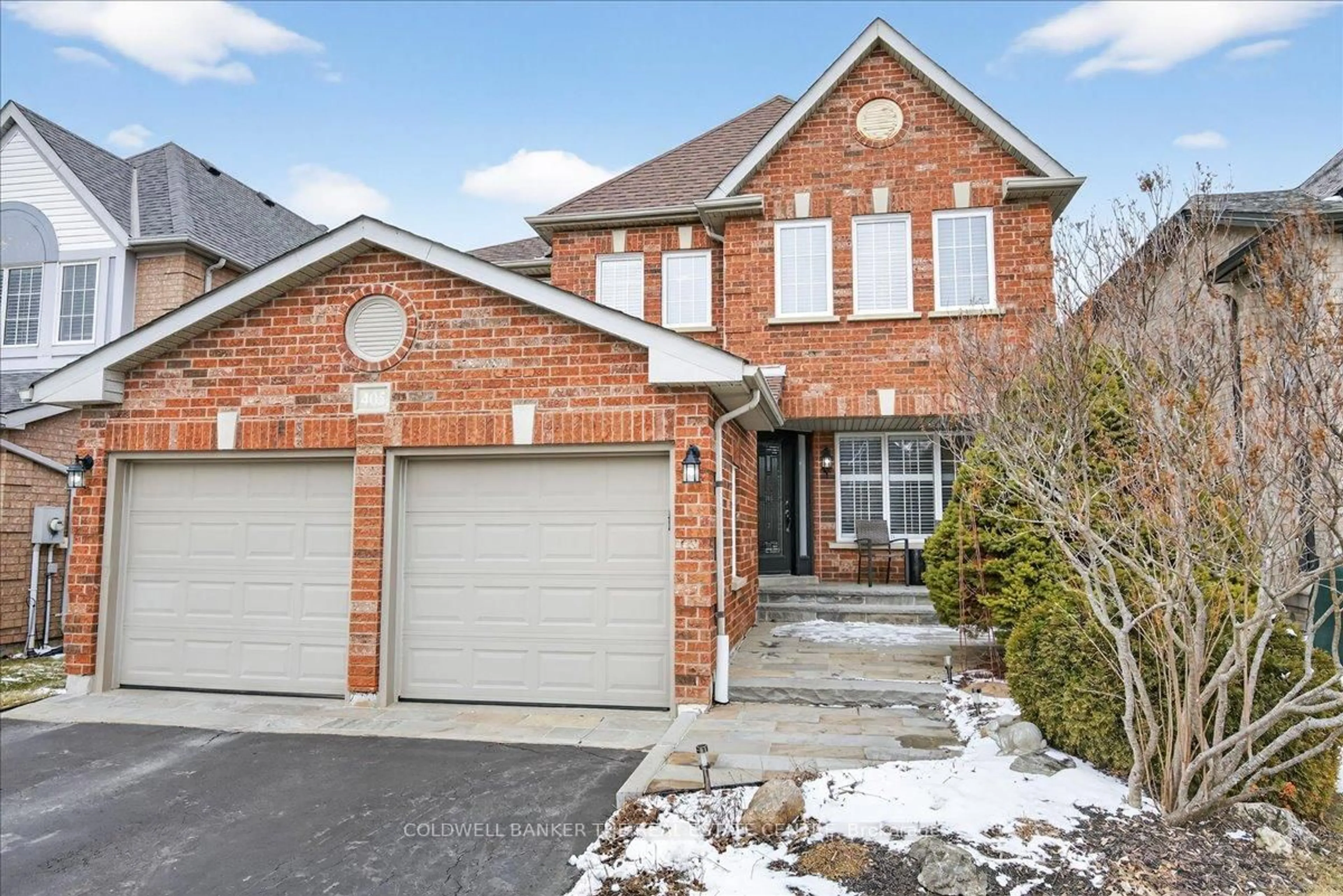 Home with brick exterior material, street for 405 Silken Laumann Dr, Newmarket Ontario L3X 2J1