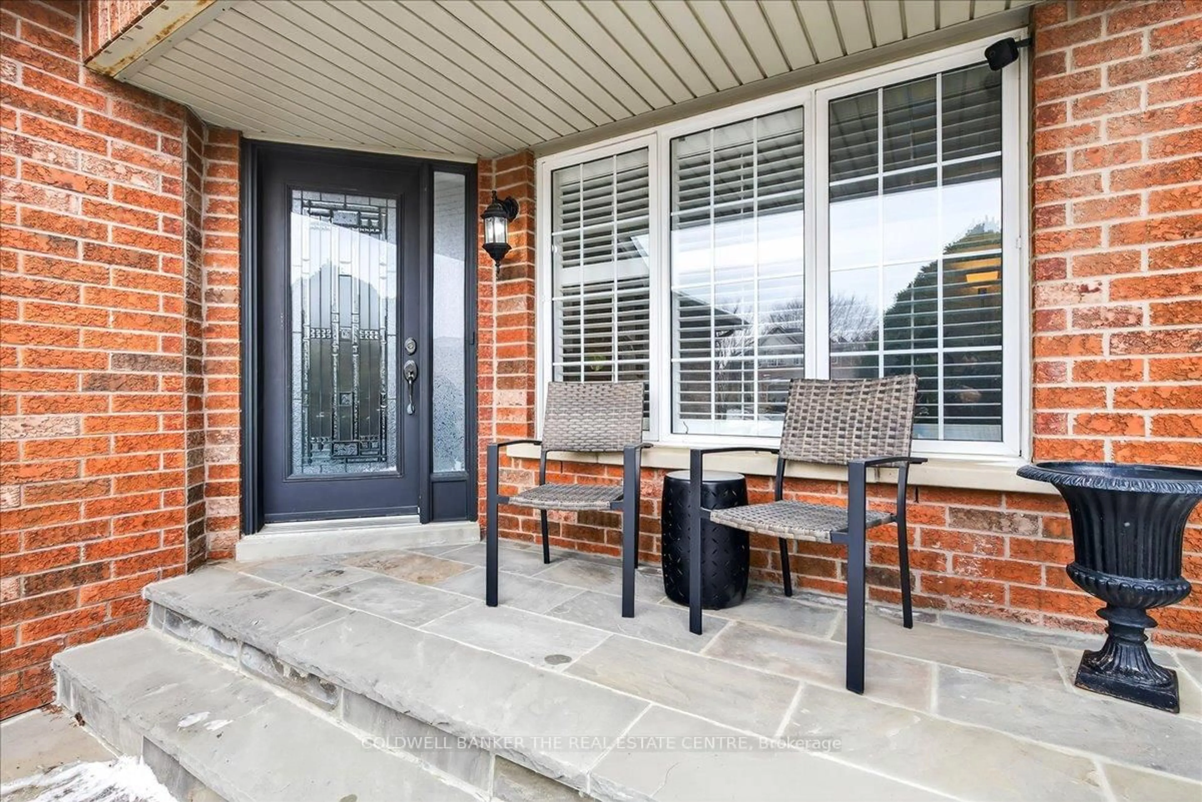 Home with brick exterior material, street for 405 Silken Laumann Dr, Newmarket Ontario L3X 2J1