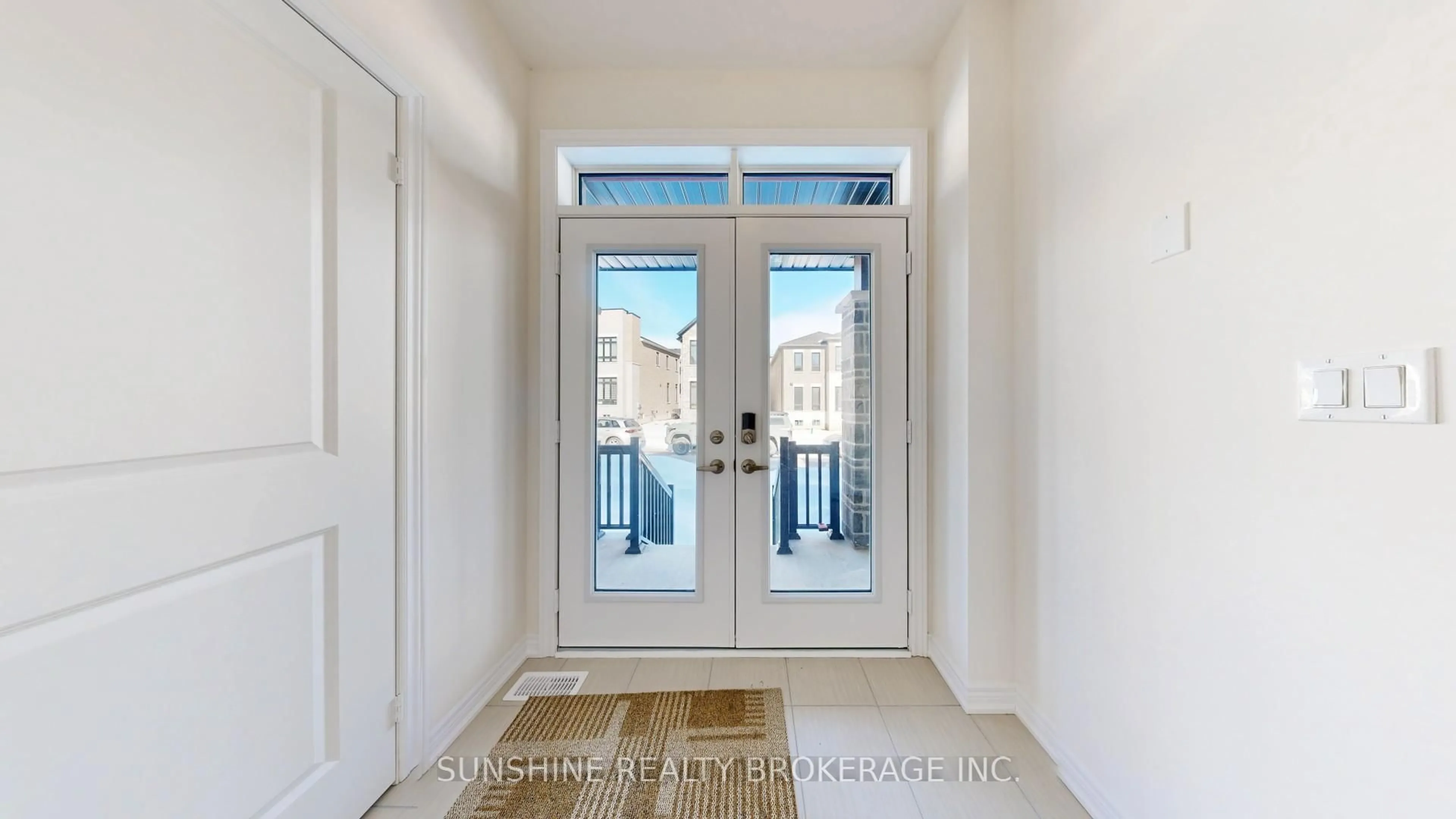 Indoor entryway for 29 Mindanao Ave, Markham Ontario L6C 3T5