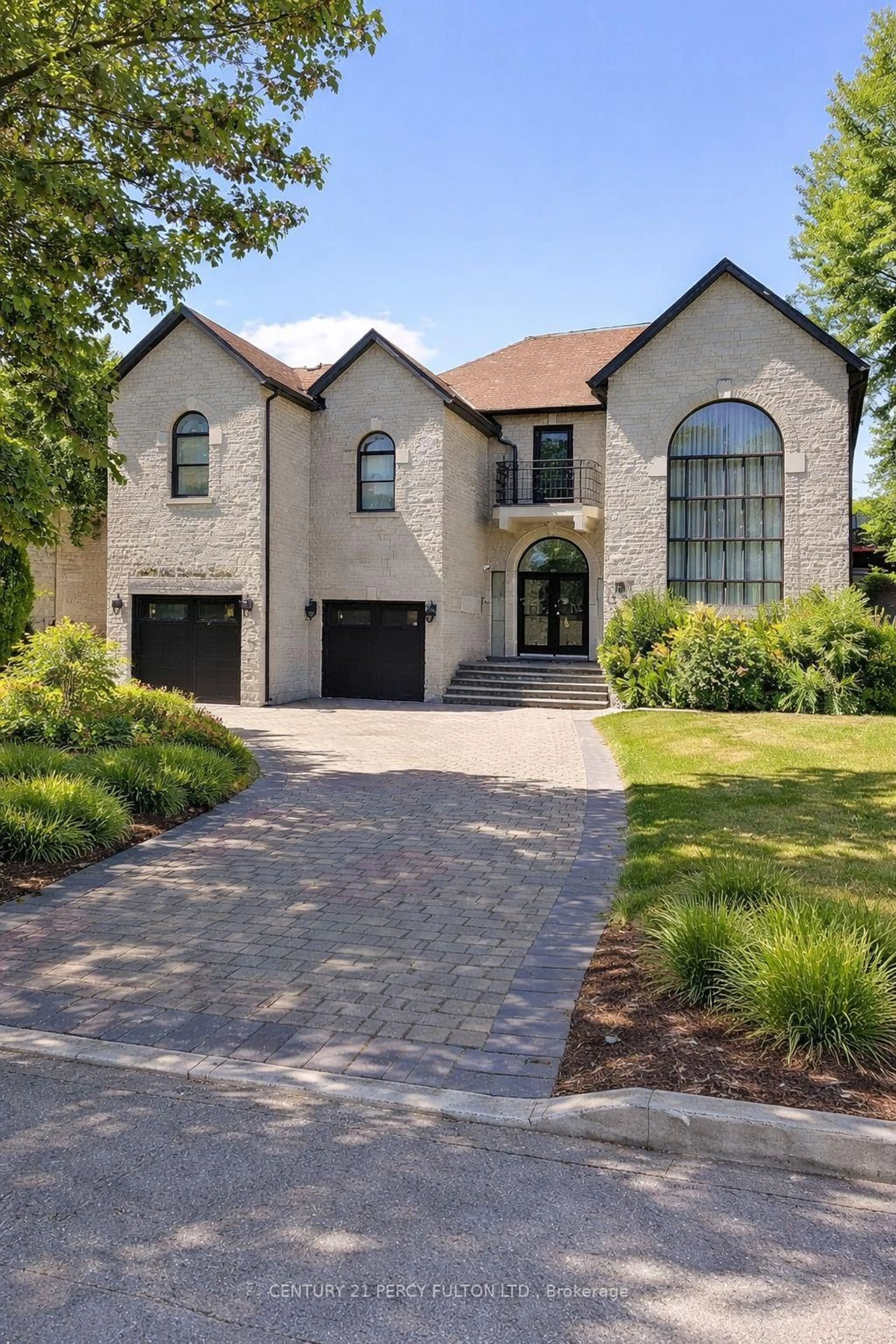 Home with brick exterior material, street for 126 Old Surrey Lane, Richmond Hill Ontario L4C 8S6