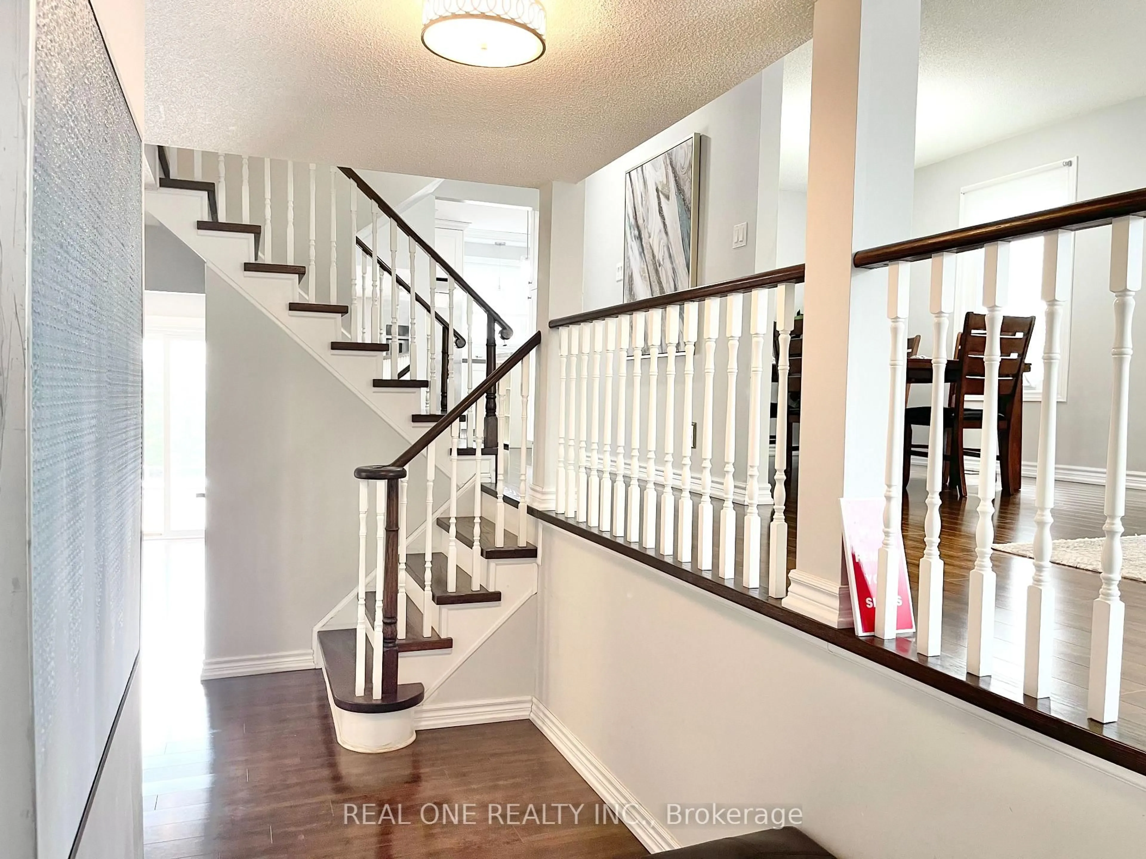 Unknown for 9 Breckonwood Cres, Markham Ontario L3T 5G8