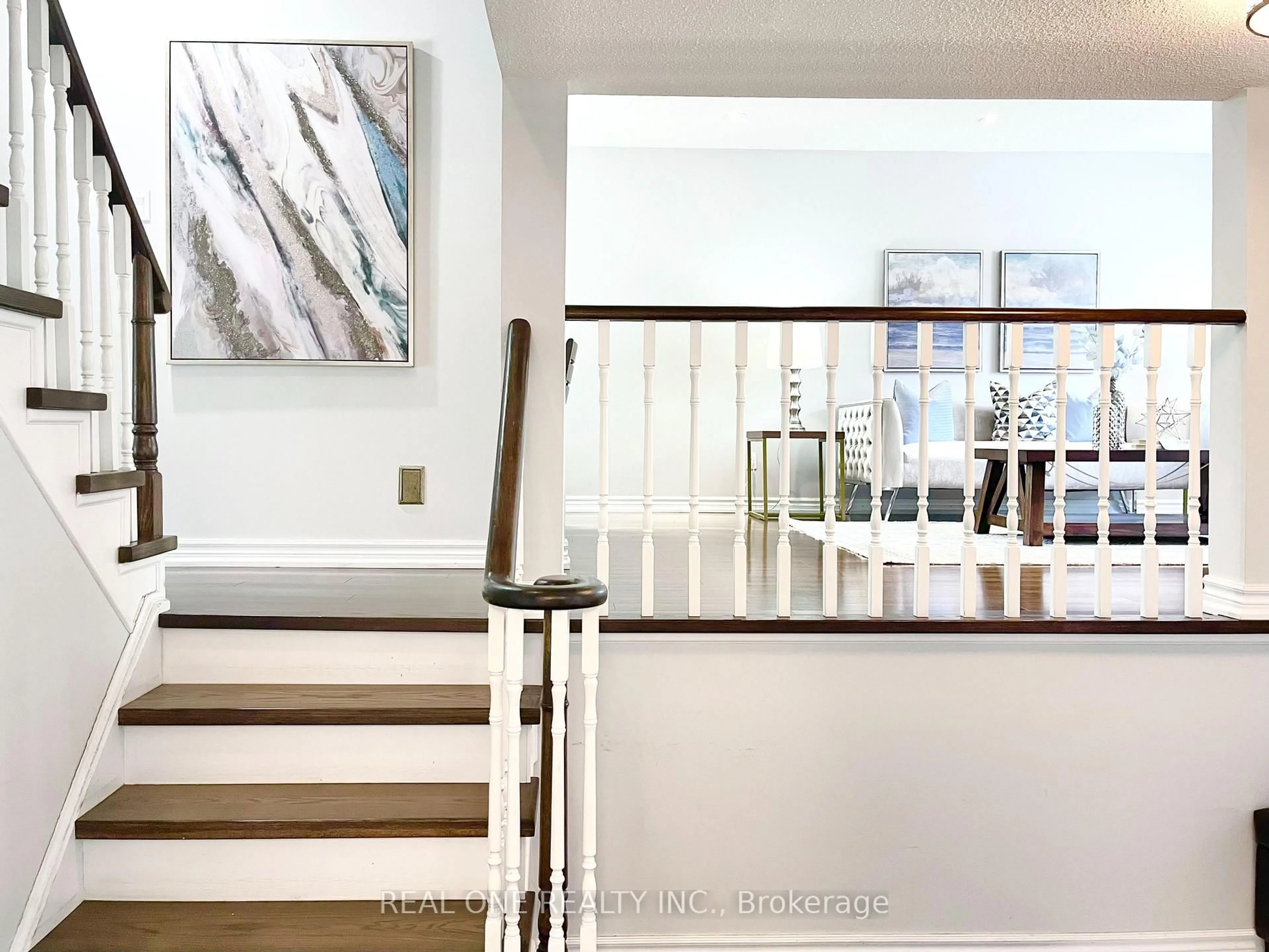 Stairs for 9 Breckonwood Cres, Markham Ontario L3T 5G8