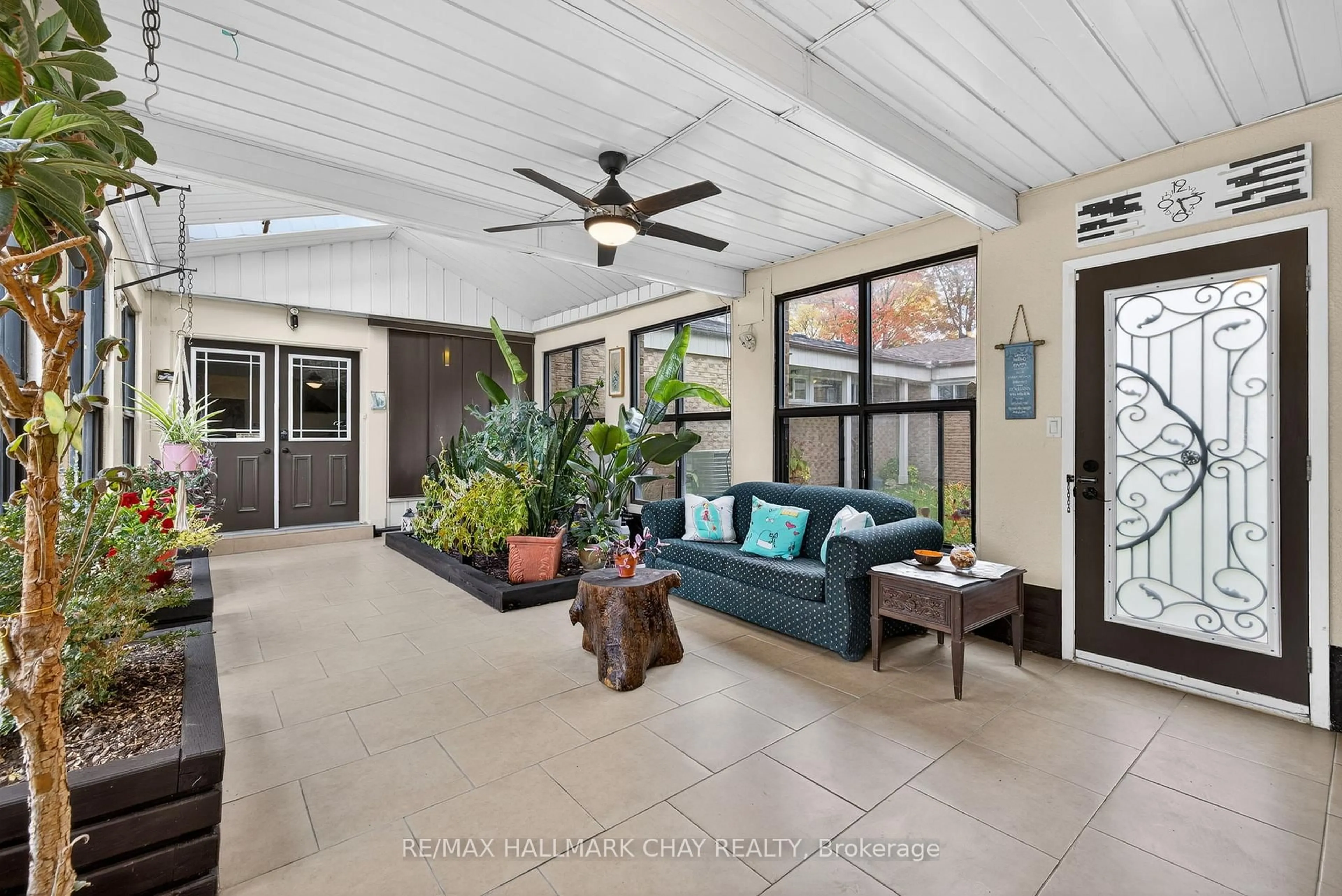 Unknown for 39 Highfield Cres, Georgina Ontario L4P 0M2