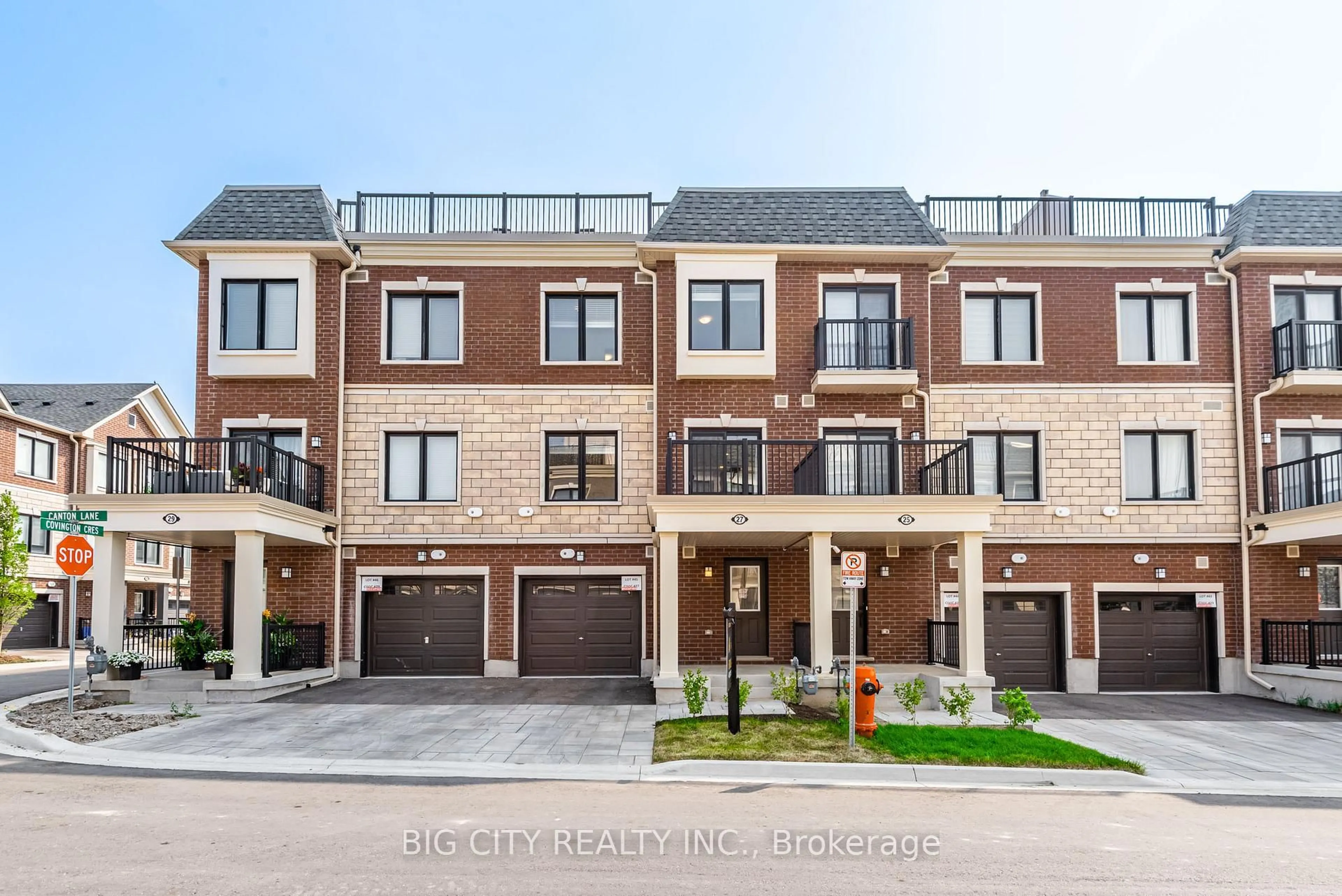 Home with brick exterior material, street for 27 Canton Lane, Whitchurch-Stouffville Ontario L4A 4W8