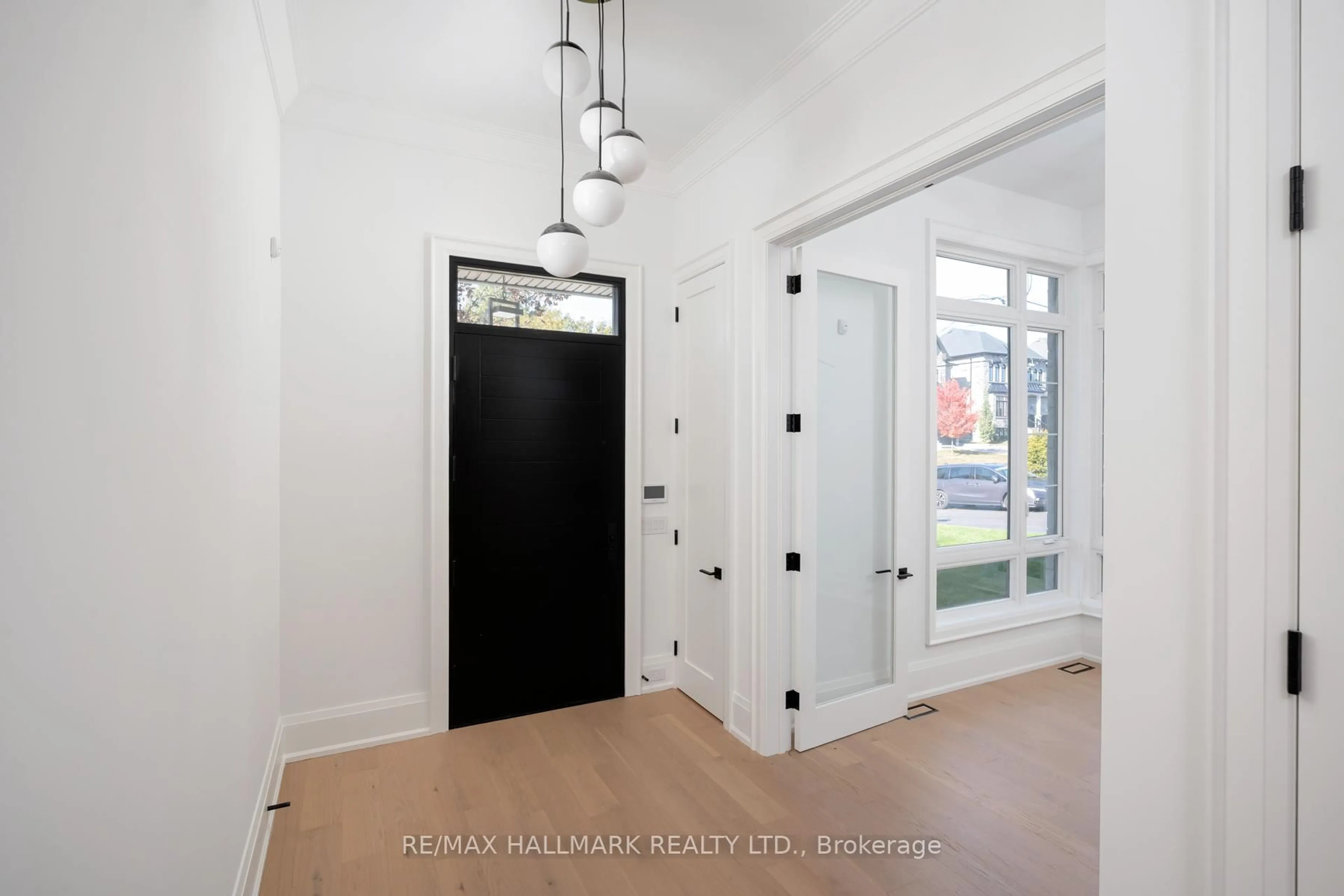 Indoor entryway for 45 Drynoch Ave, Richmond Hill Ontario L4E 3E7