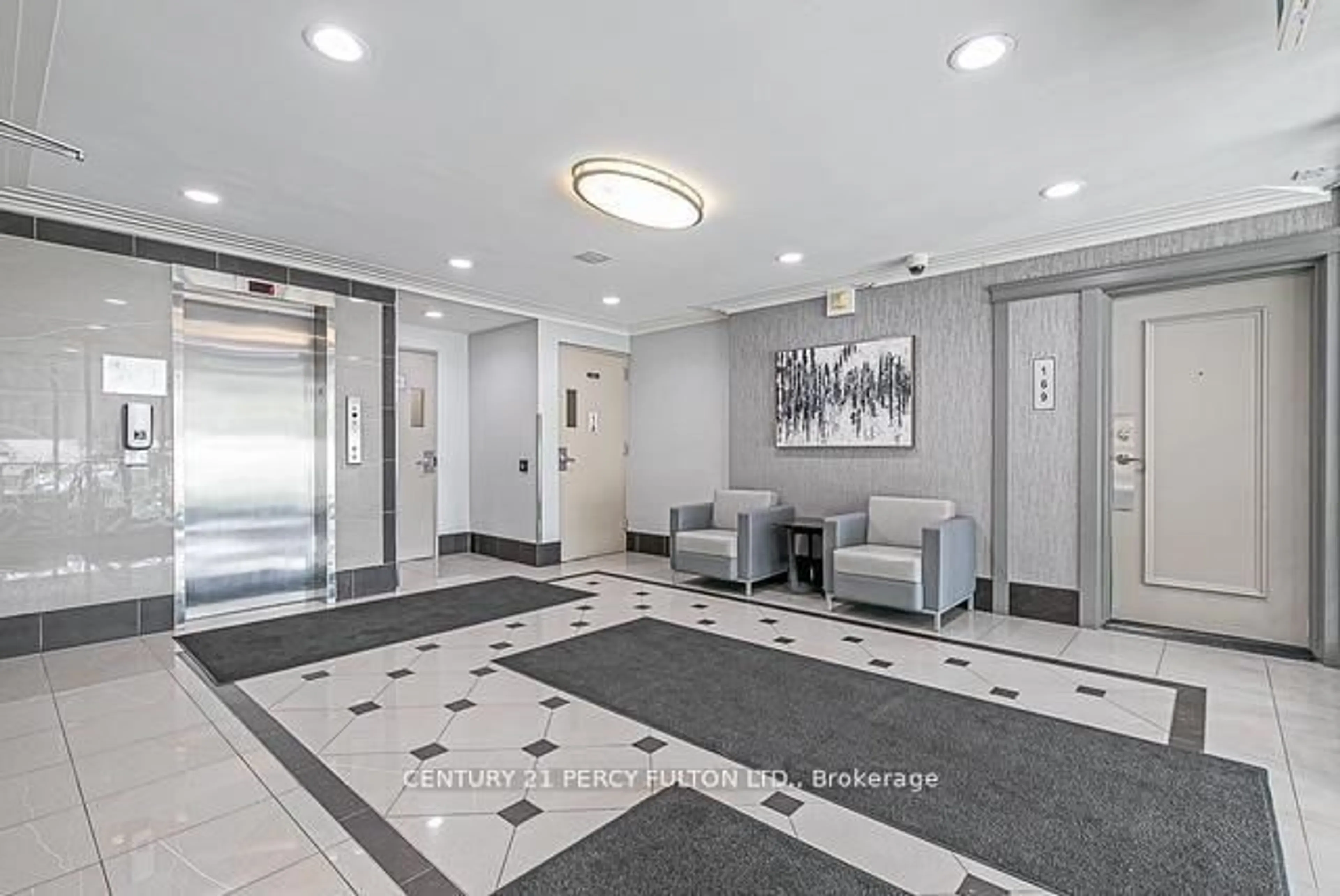 Indoor foyer for 16B Elgin St #271, Markham Ontario L3T 4T4