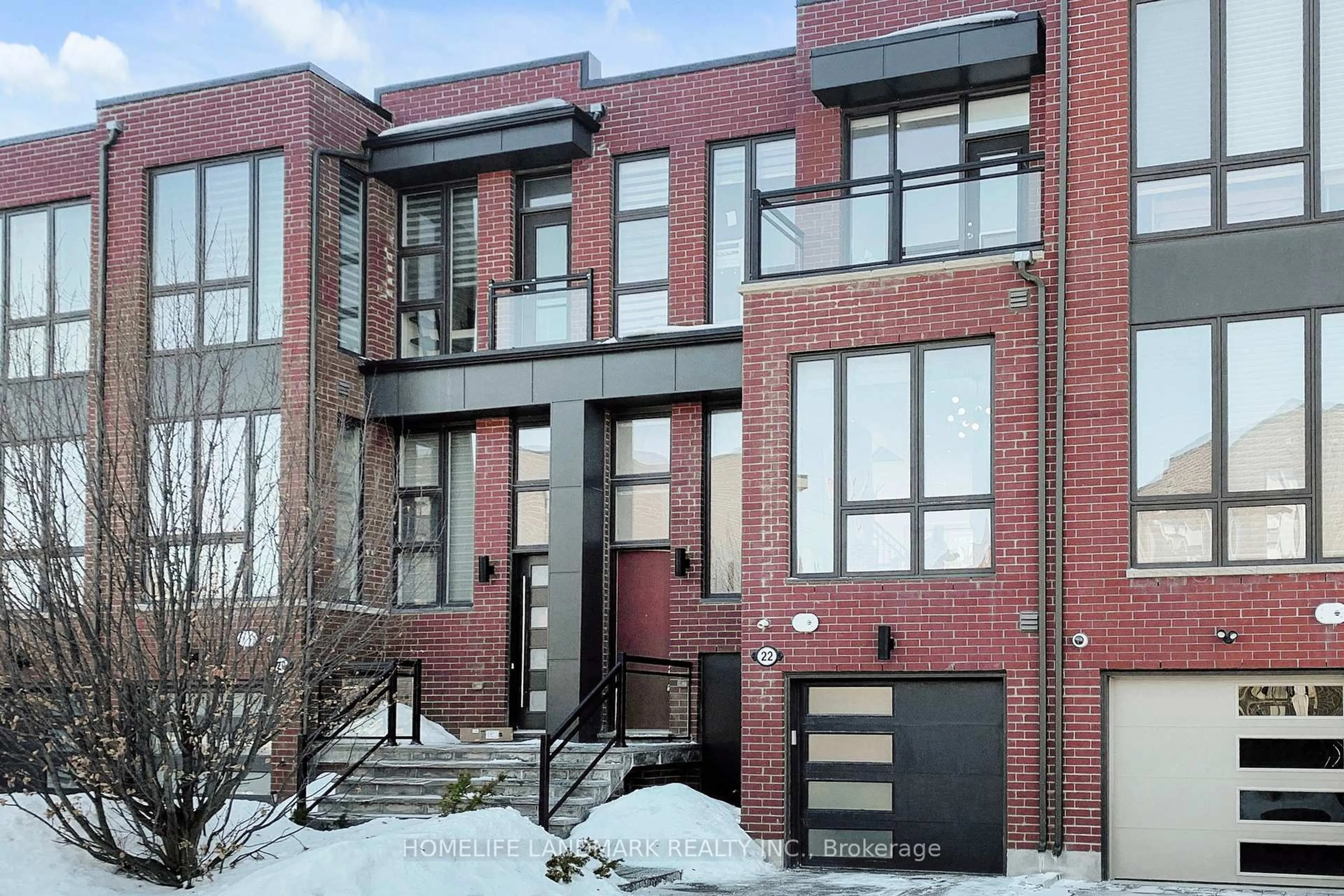 Home with brick exterior material, street for 22 Crestridge Dr, Vaughan Ontario L4J 0K1