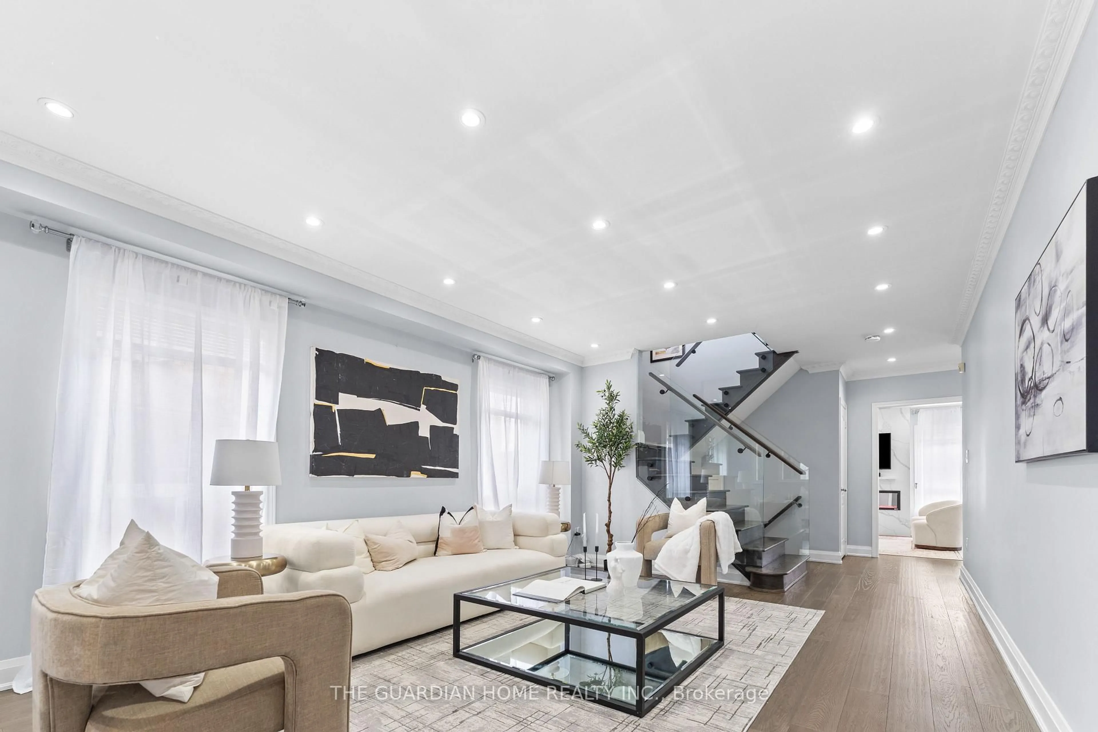 Living room with furniture, unknown for 73 Crowther Dr, Newmarket Ontario L3X 3G4