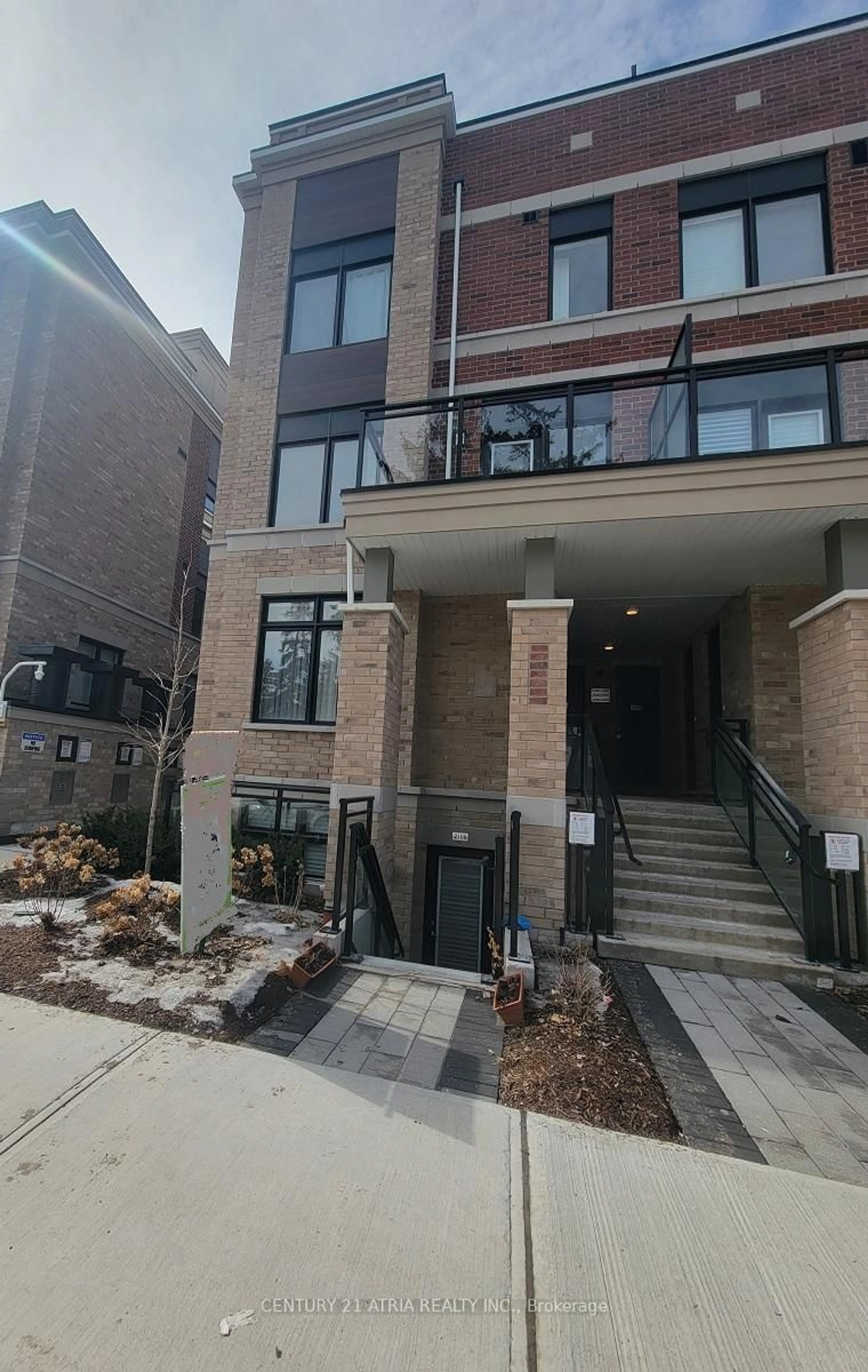 Home with brick exterior material, street for 58 Elizabeth St #2108, Richmond Hill Ontario L4C 5W2