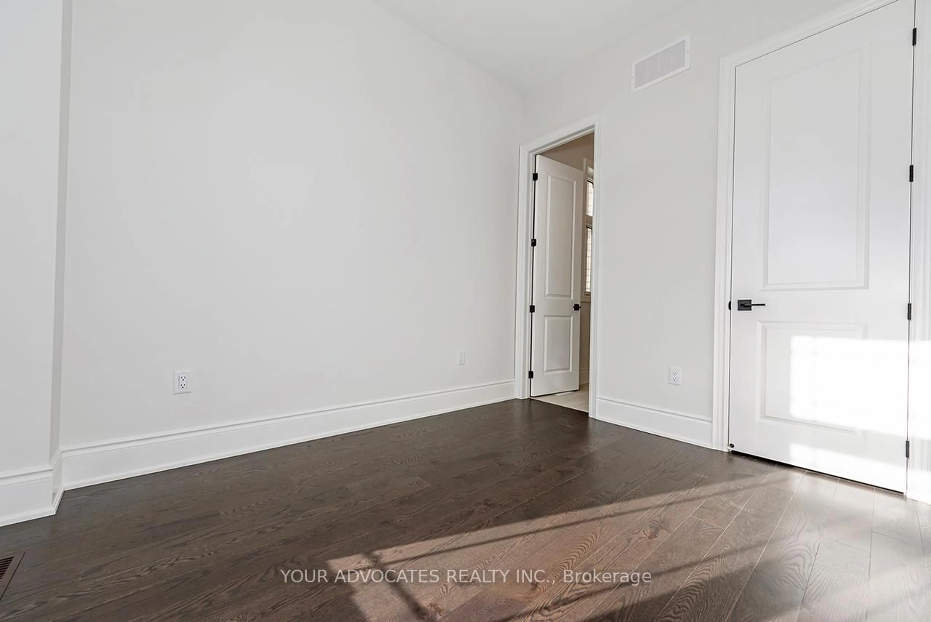 A pic of a room for 275 BALLANTYNE Blvd, Vaughan Ontario L3L 0G7