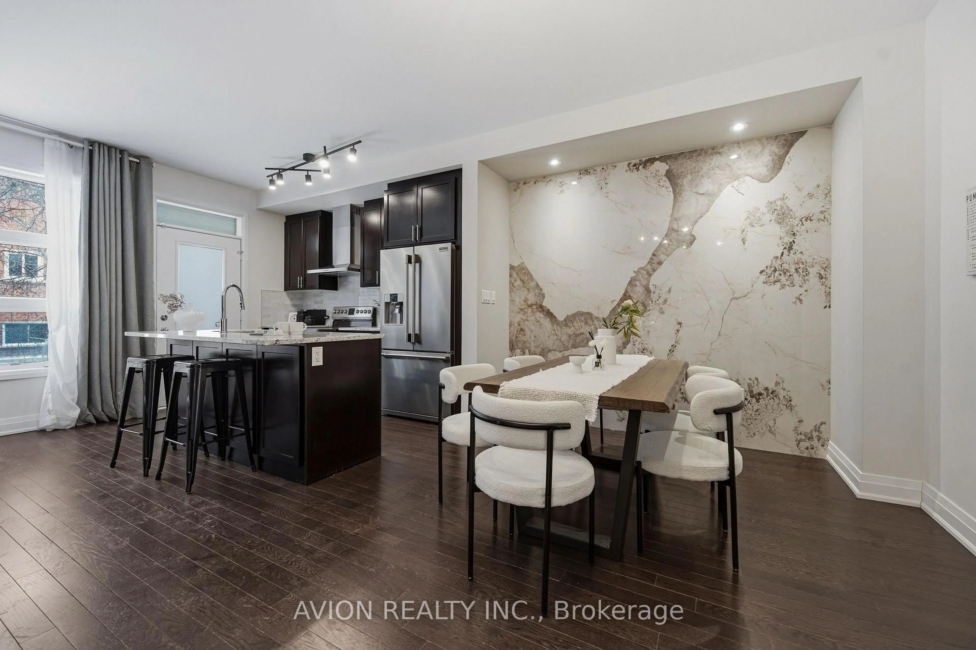 Open concept kitchen, ceramic/tile floor for 42 Causland Lane, Richmond Hill Ontario L4S 0G5