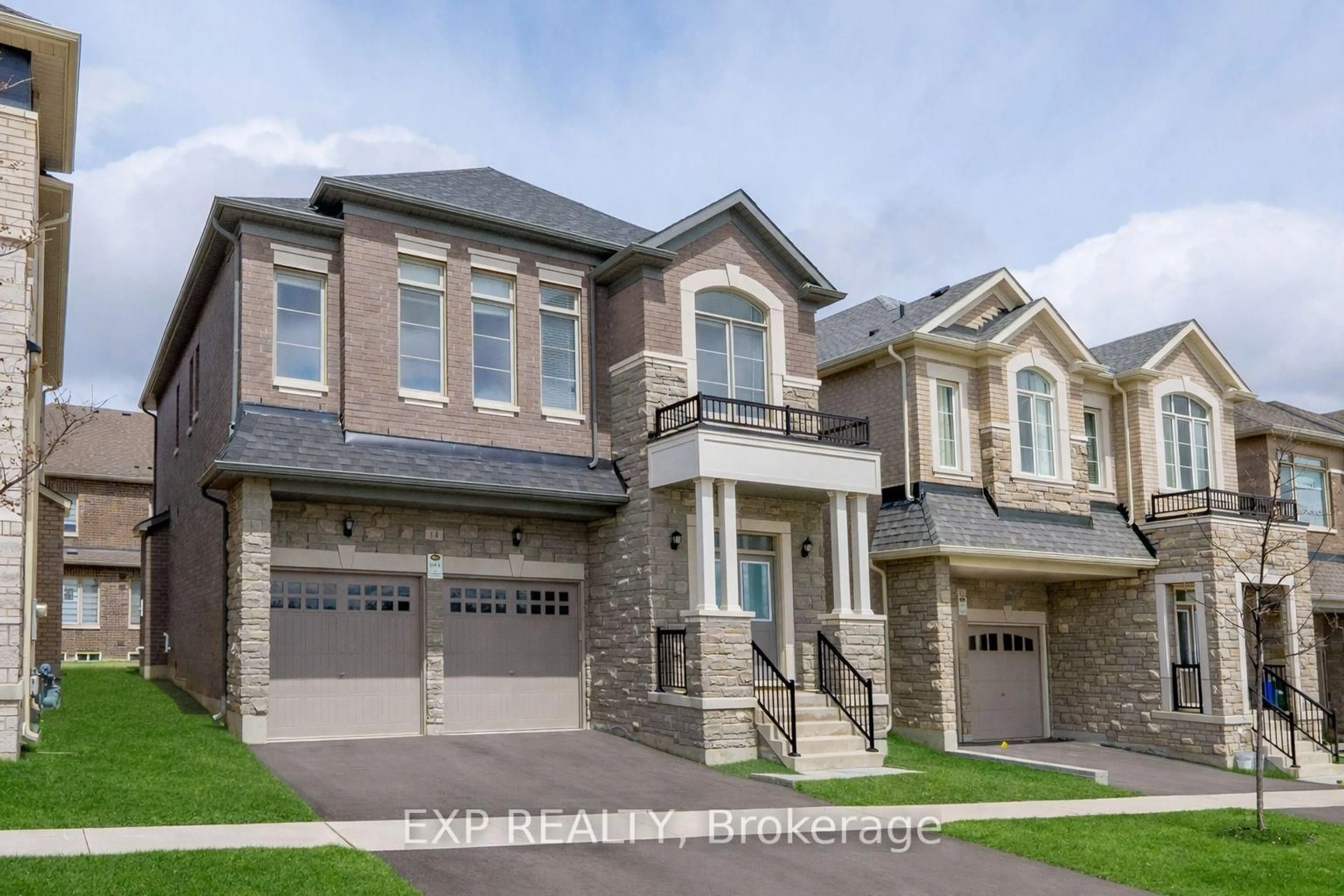 Home with brick exterior material, street for 14 Longworth Ave, Richmond Hill Ontario L4E 1J1