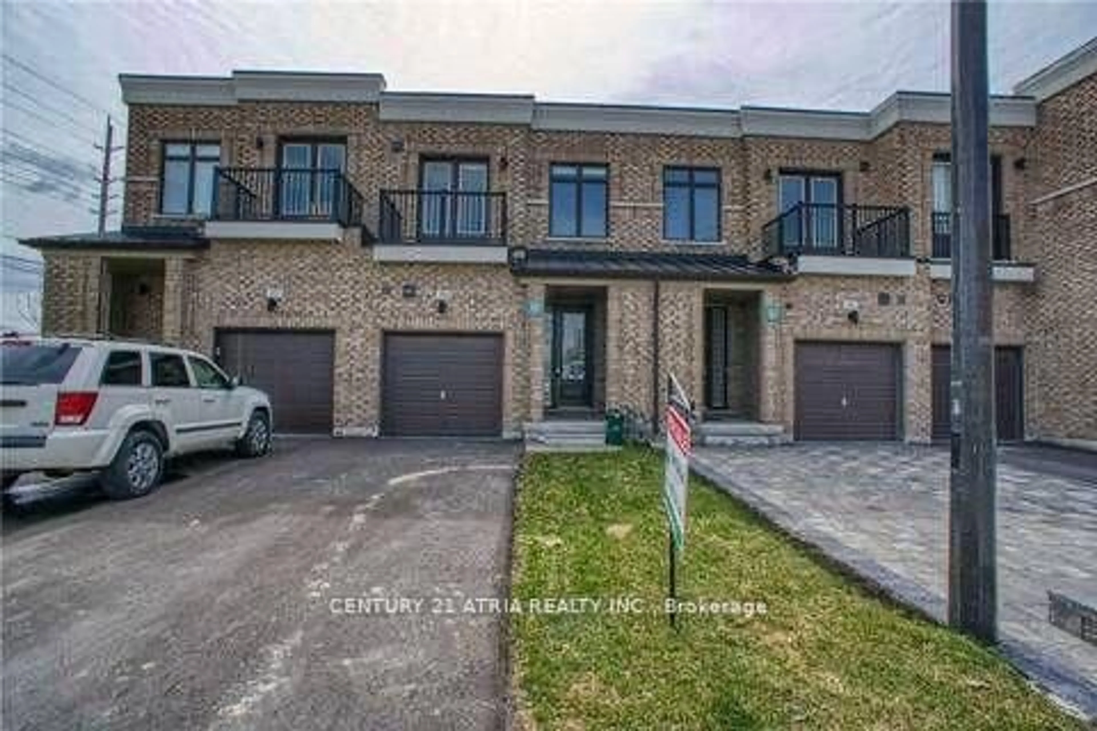 Home with brick exterior material, street for 368 Elyse Crt, Aurora Ontario L4G 2C9