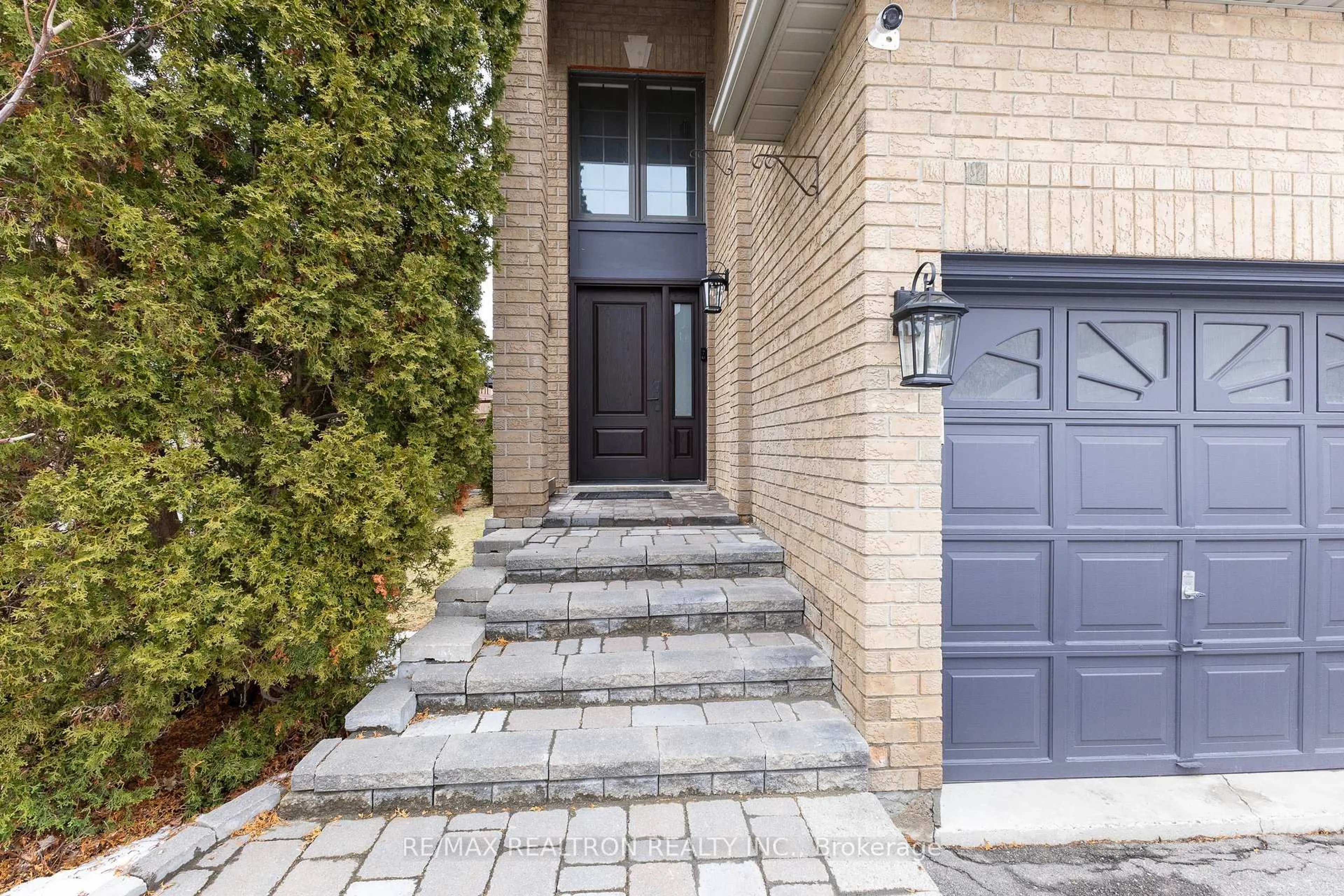 Home with brick exterior material, street for 42 Linda Margaret Cres, Richmond Hill Ontario L4S 2B6