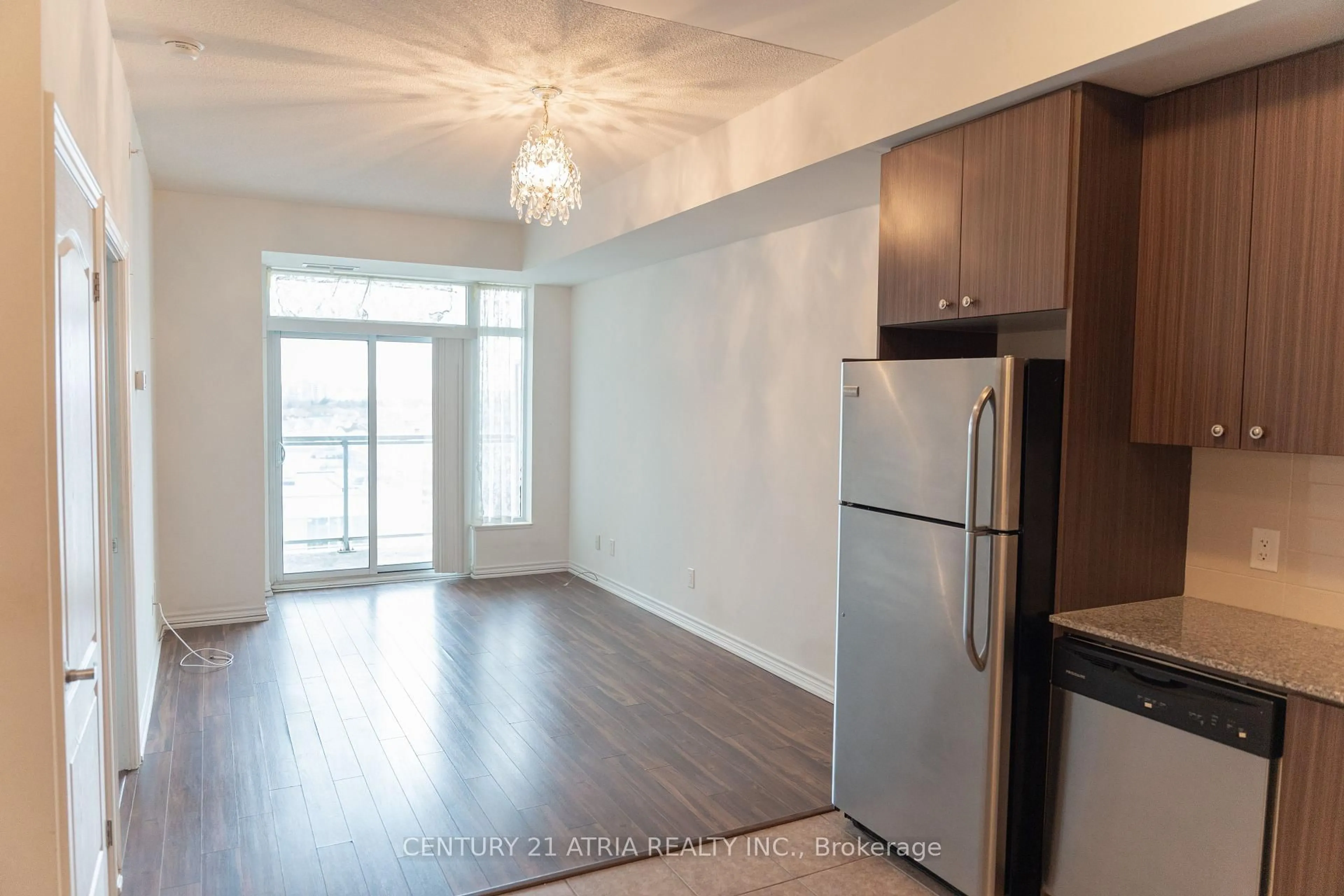 Unknown for 8323 Kennedy Rd #902, Markham Ontario L3R 5W7