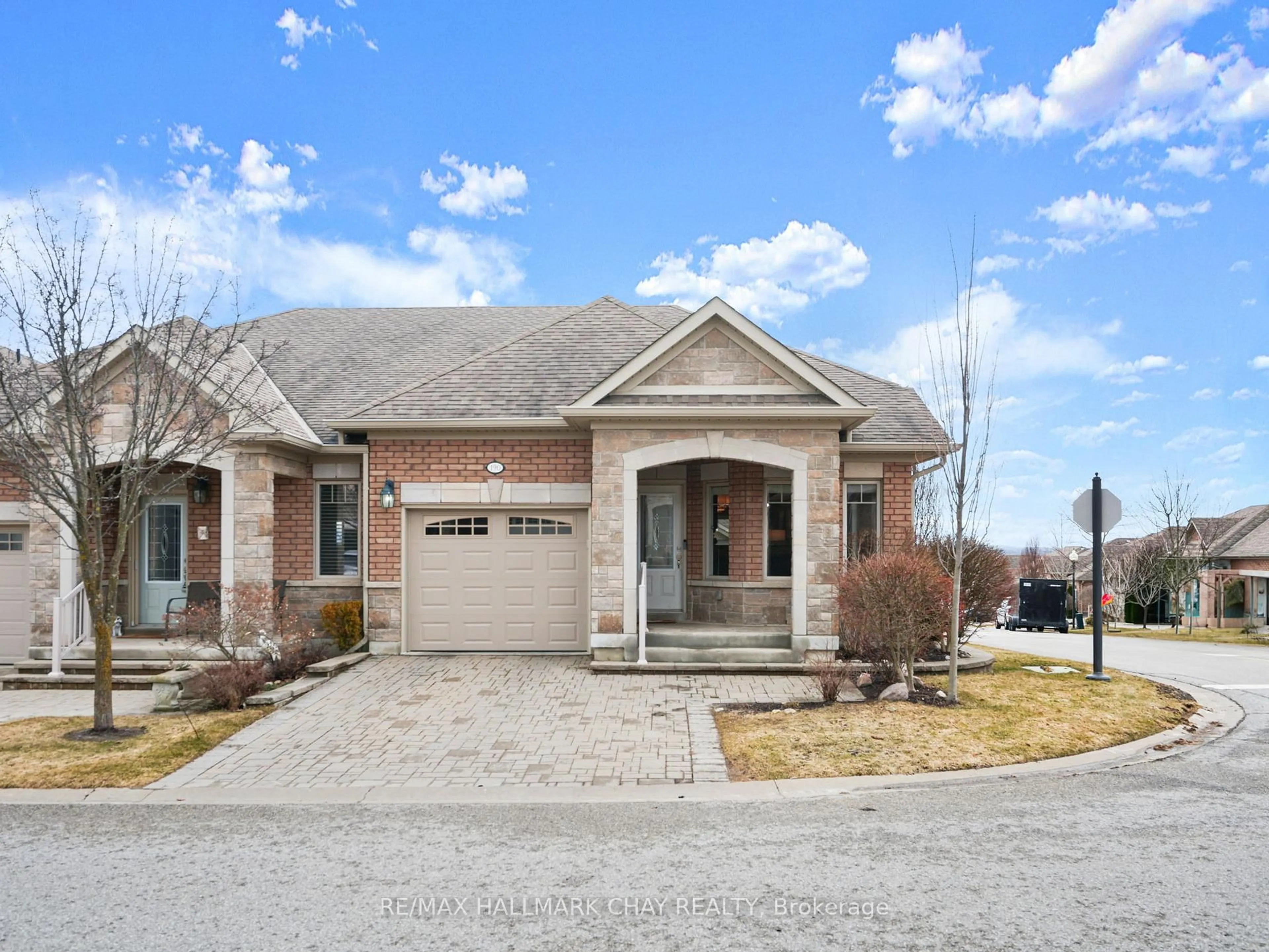 Home with brick exterior material, street for 190 Ridge Way, New Tecumseth Ontario L9R 0H3