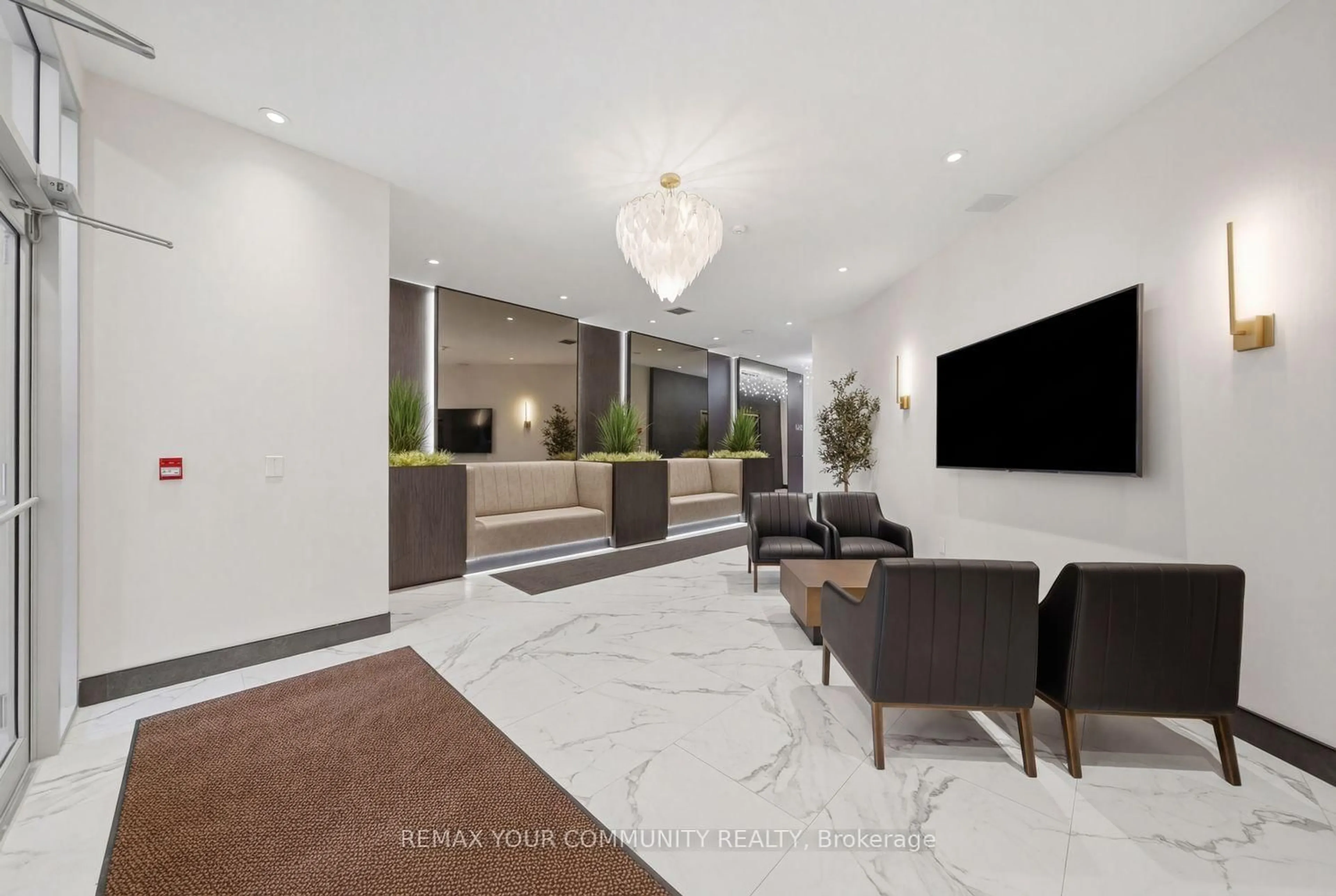 Lobby for 160 Woodbridge Ave #409, Vaughan Ontario L4L 0B8