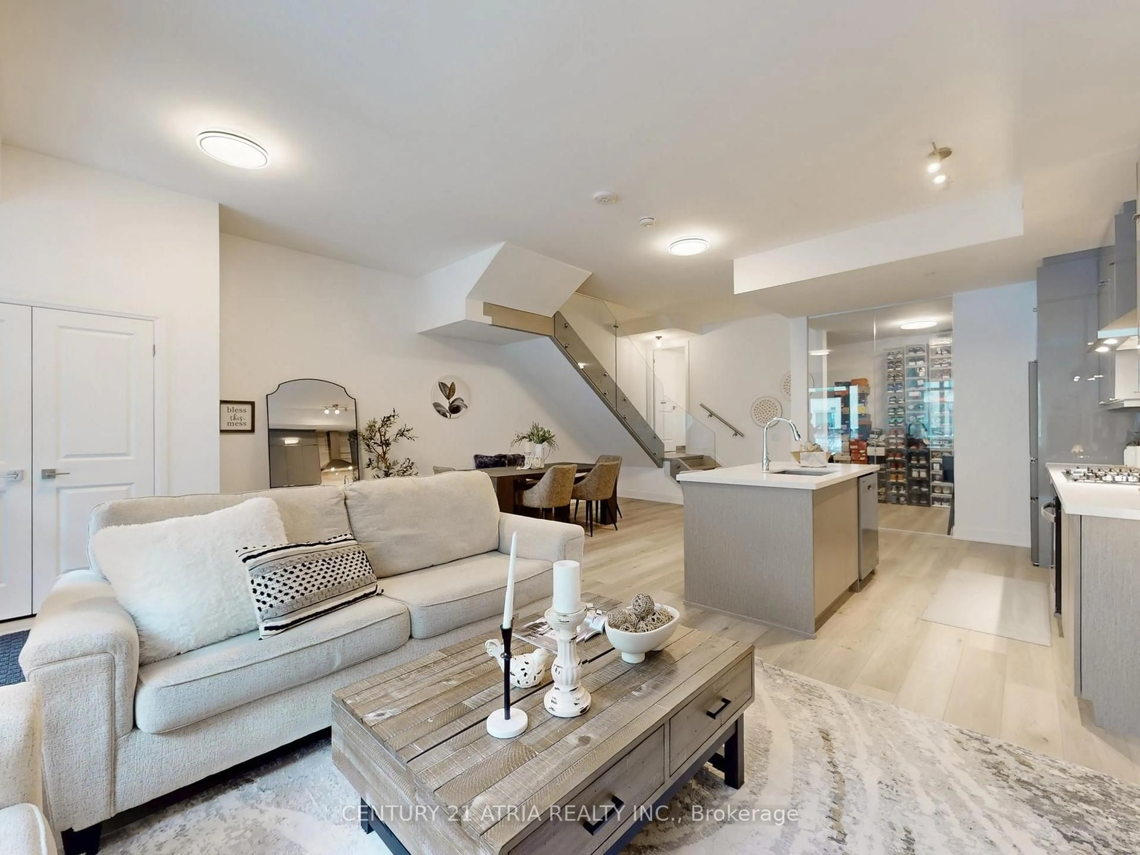 Living room with furniture, unknown for 11782 Ninth Line #107A, Whitchurch-Stouffville Ontario L4A 5E9