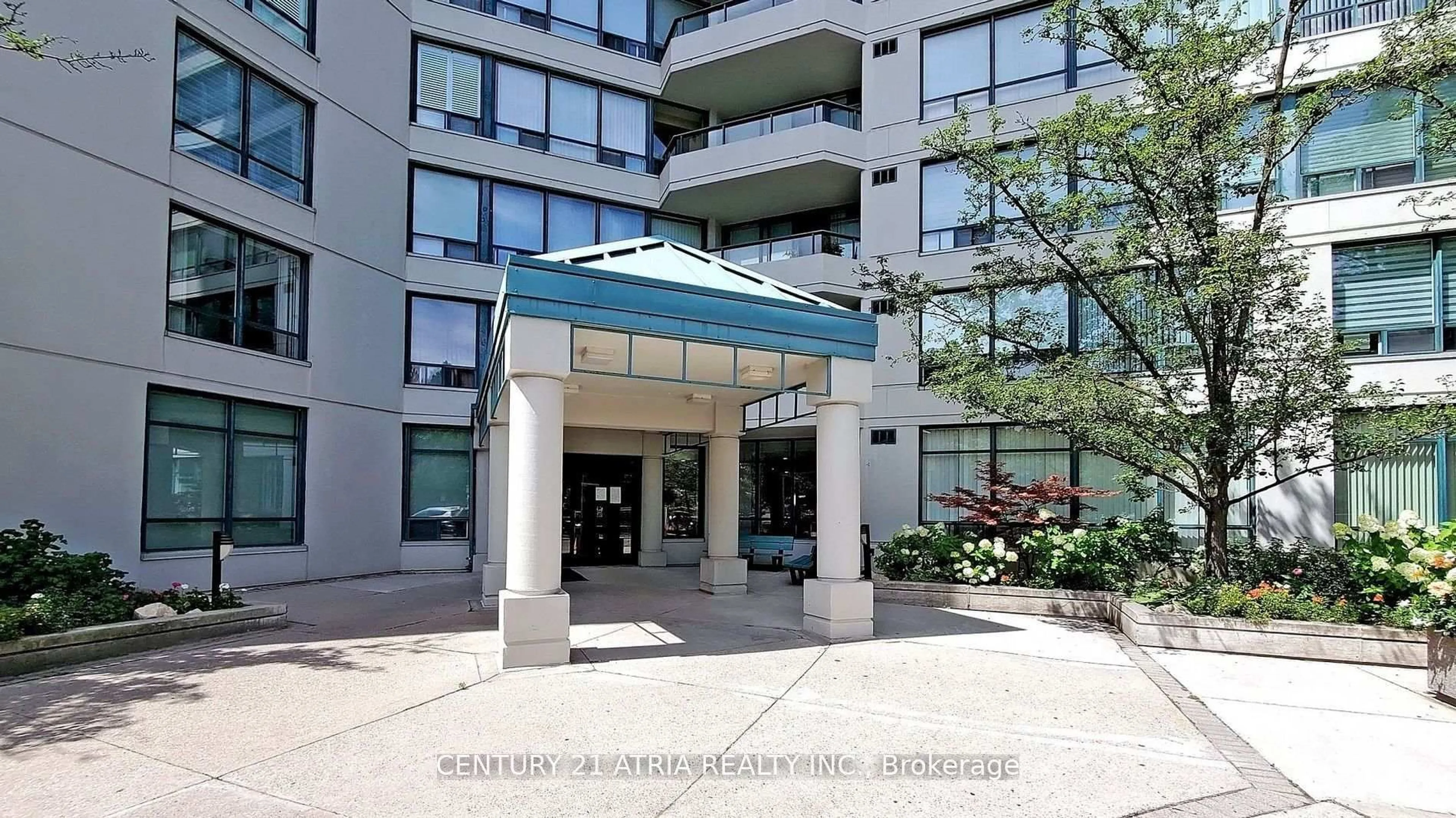 Indoor foyer for 120 Promenade Circ #909, Vaughan Ontario L4J 7W9