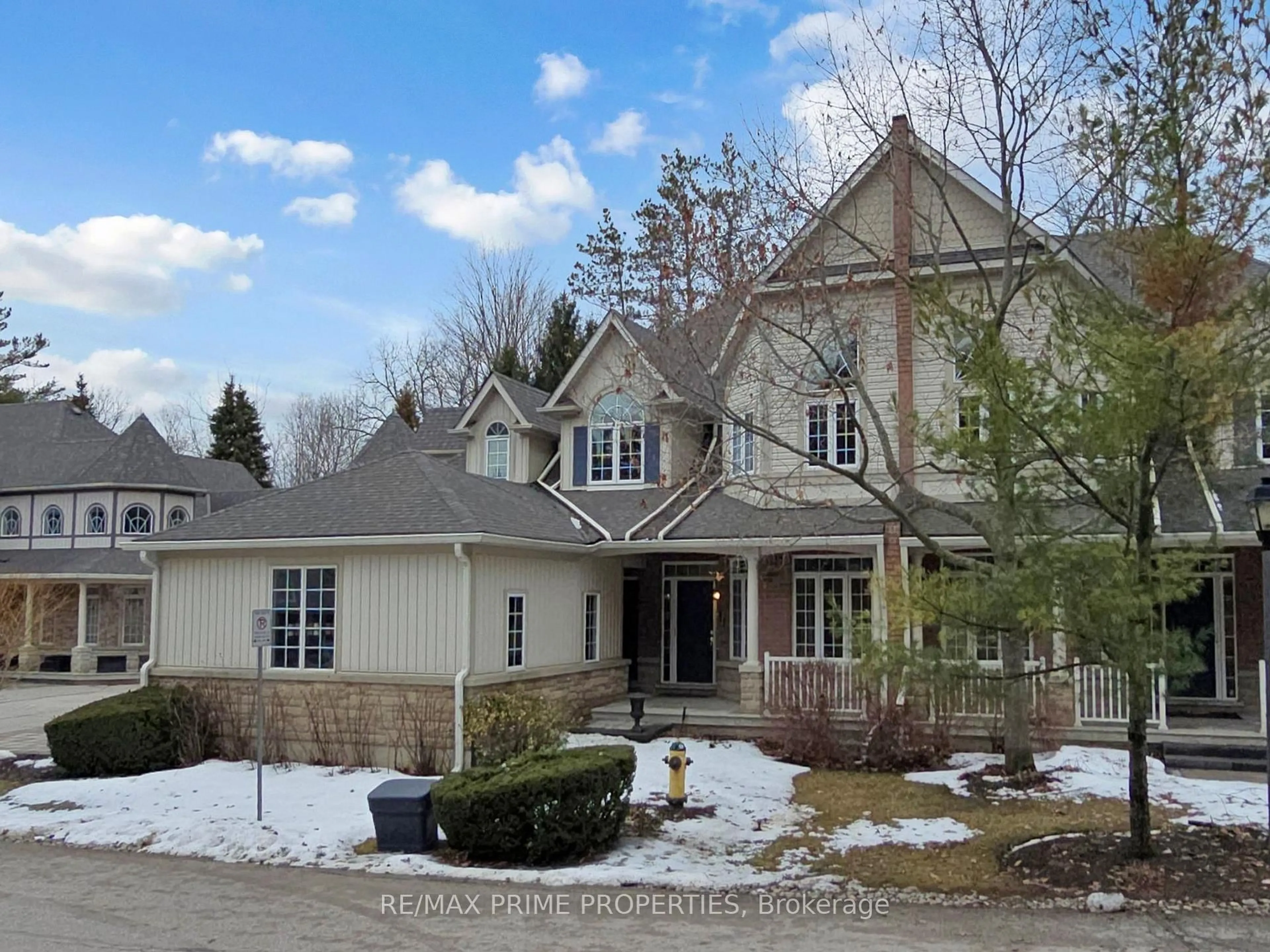 Unknown for 11 Berczy Creek Way #18, Markham Ontario L6C 2R3