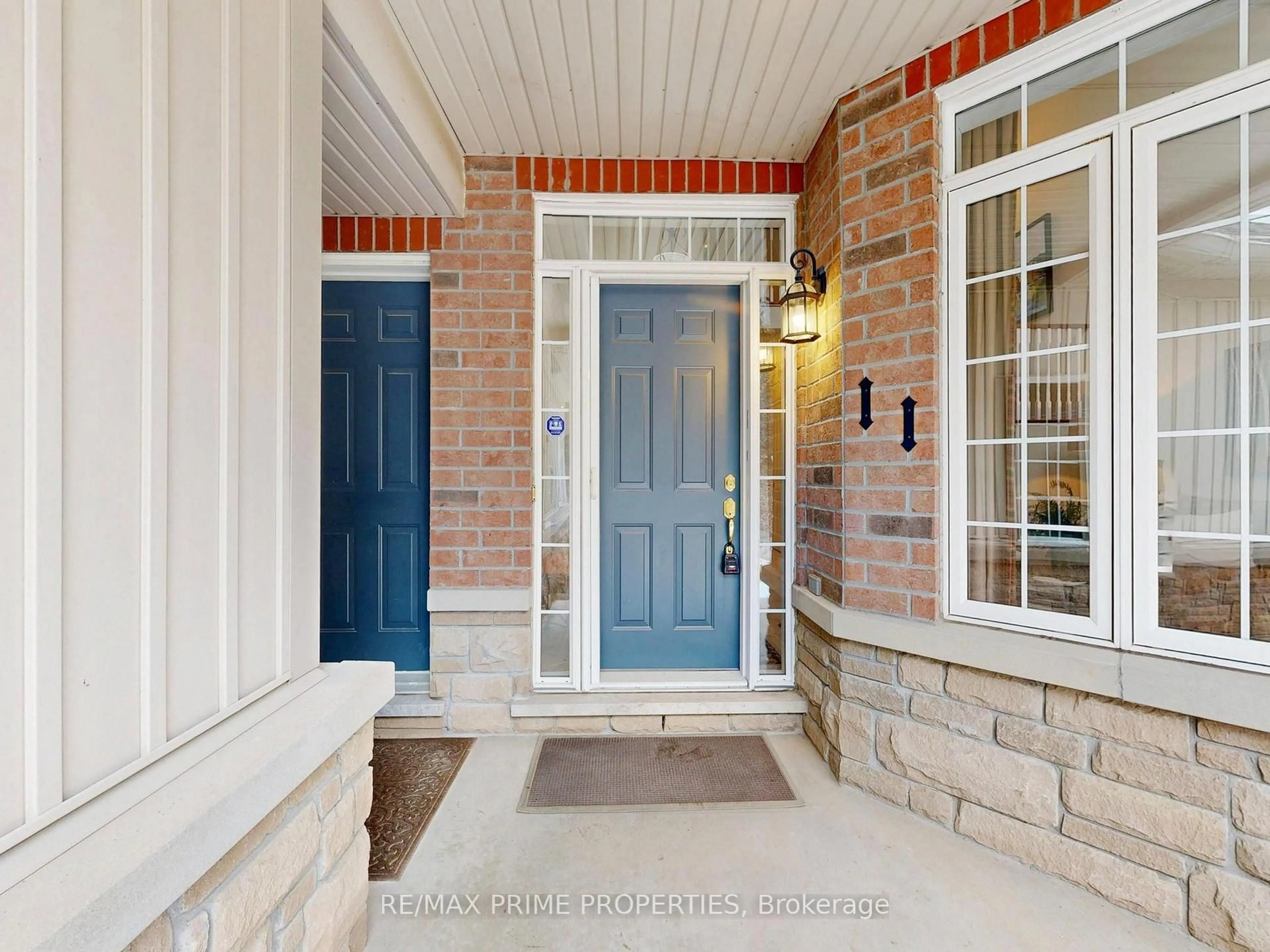 Home with brick exterior material, street for 11 Berczy Creek Way #18, Markham Ontario L6C 2R3