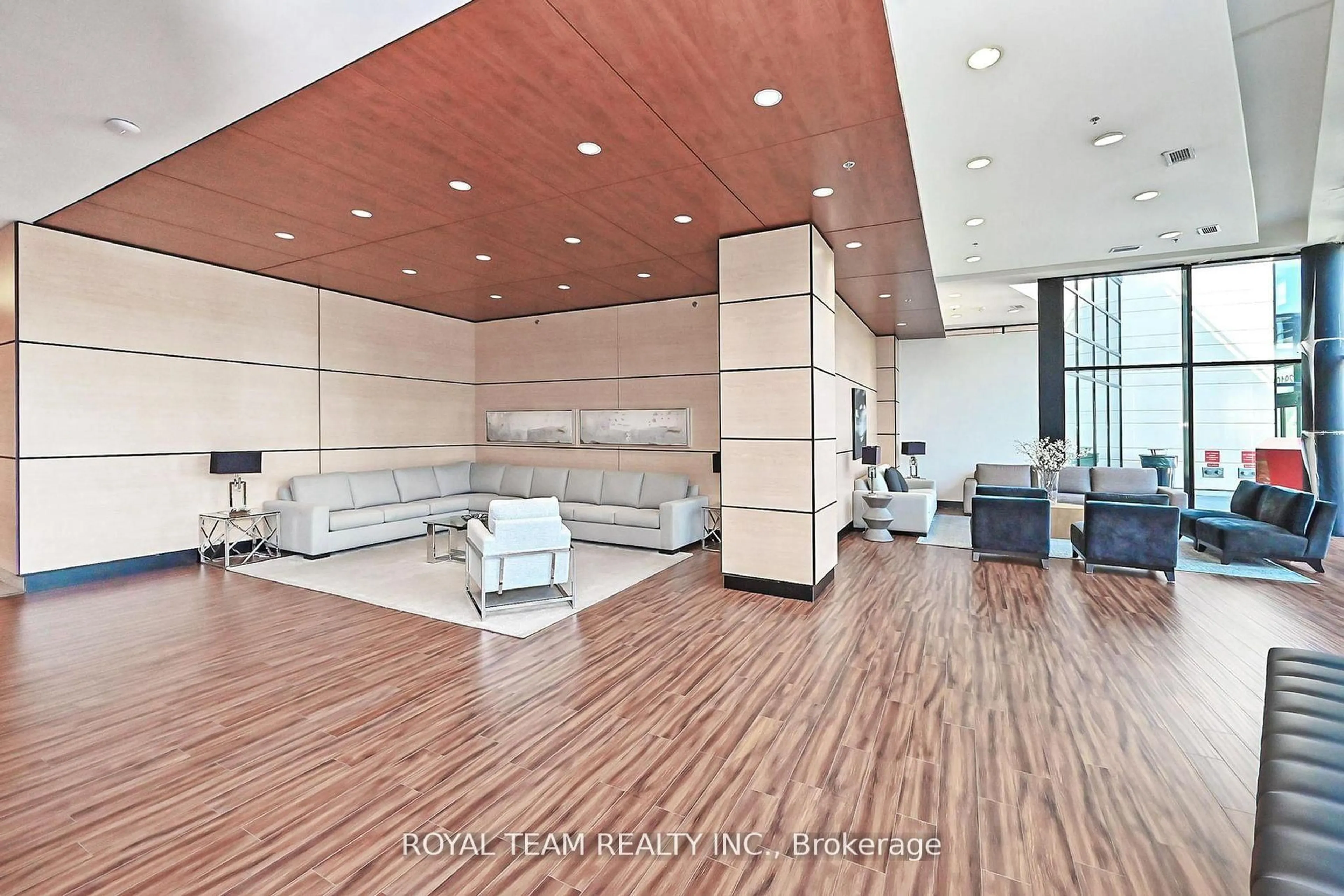 Indoor foyer for 2900 Highway 7 #3405, Vaughan Ontario L4K 0G3