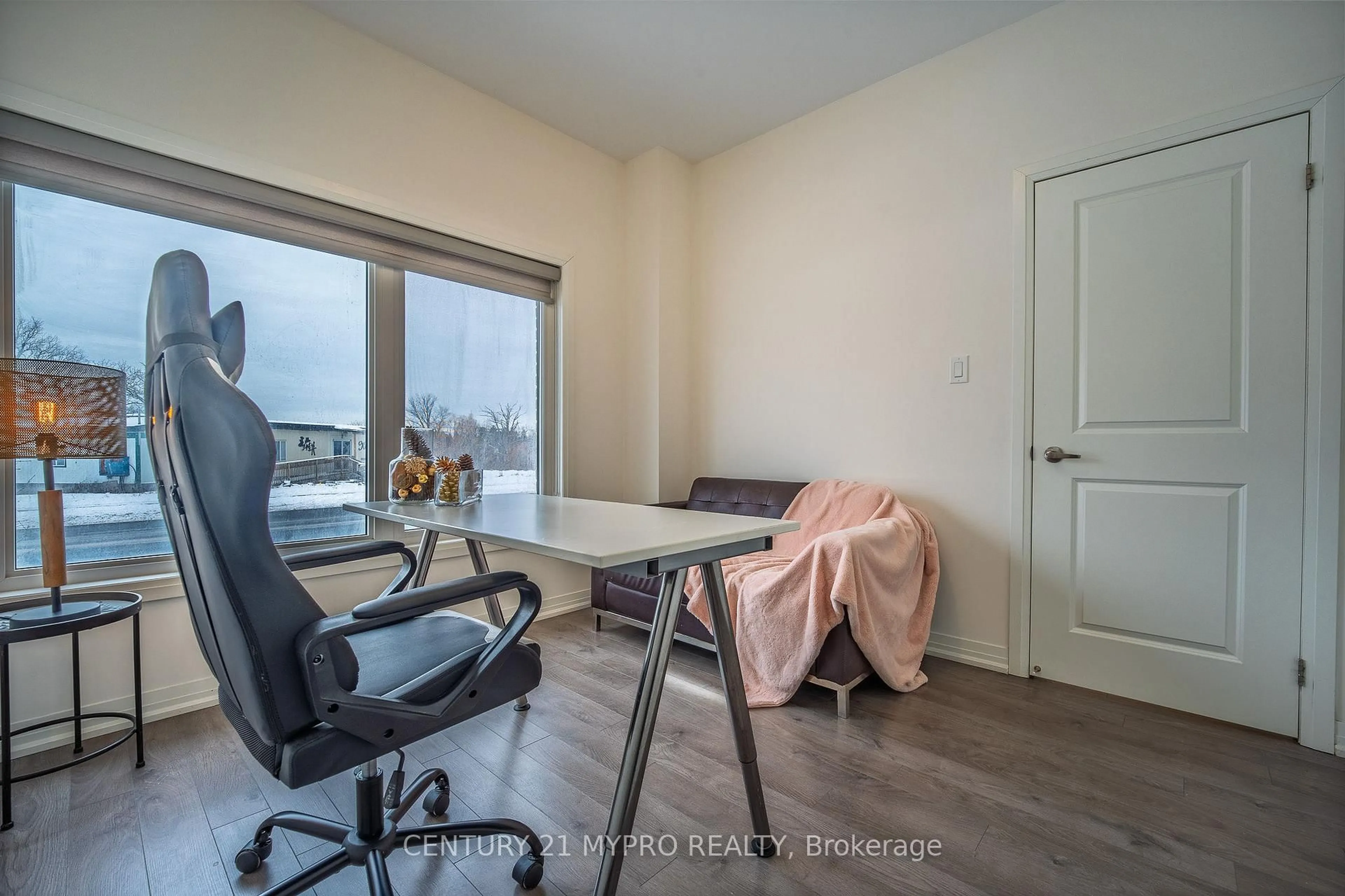 A pic of a room for 131 Markland St, Markham Ontario L6C 3B5