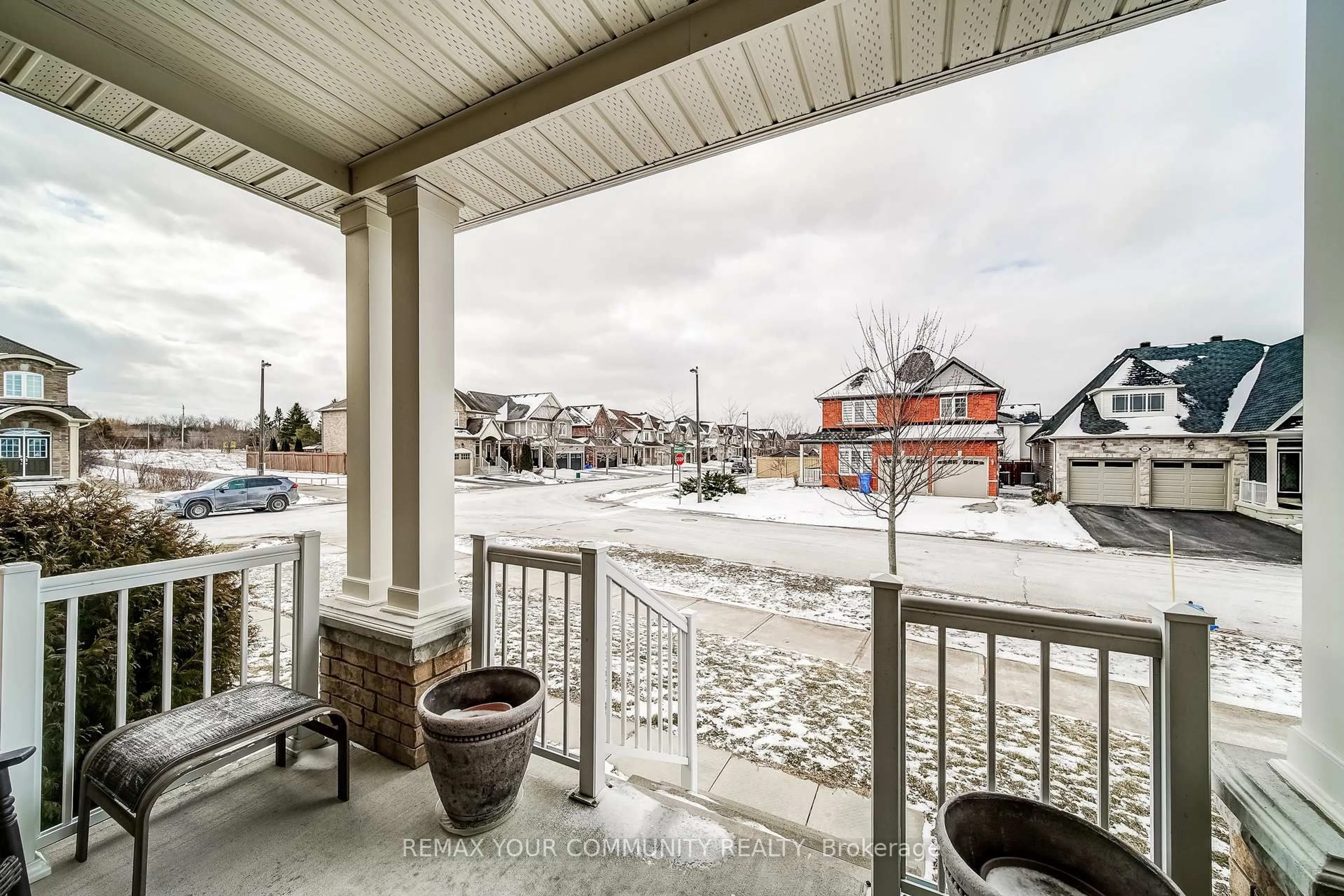 Patio, unknown for 46 Bramsey St, Georgina Ontario L0E 1R0