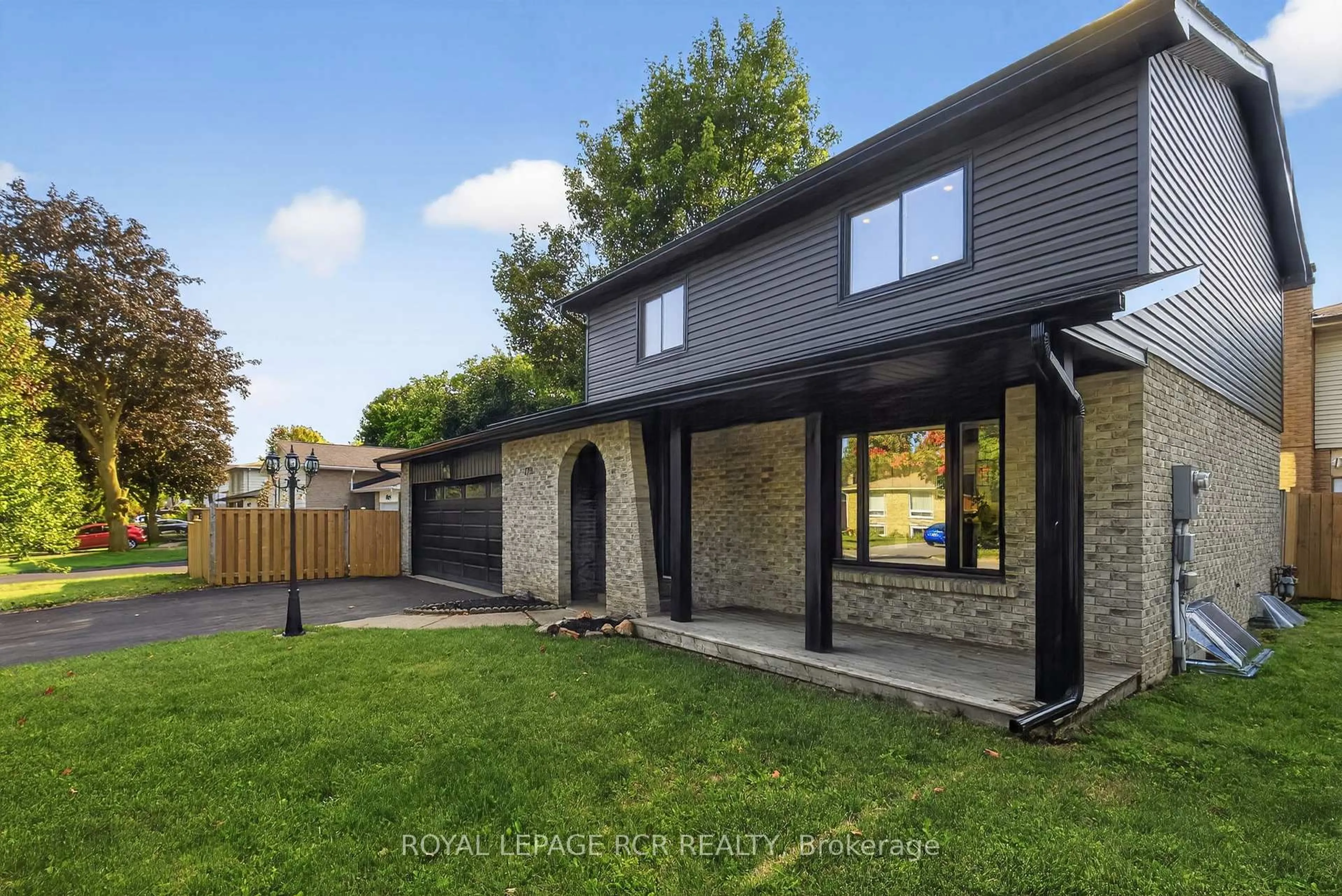 Home with brick exterior material, street for 179 Tupper St, New Tecumseth Ontario L9R 1E1