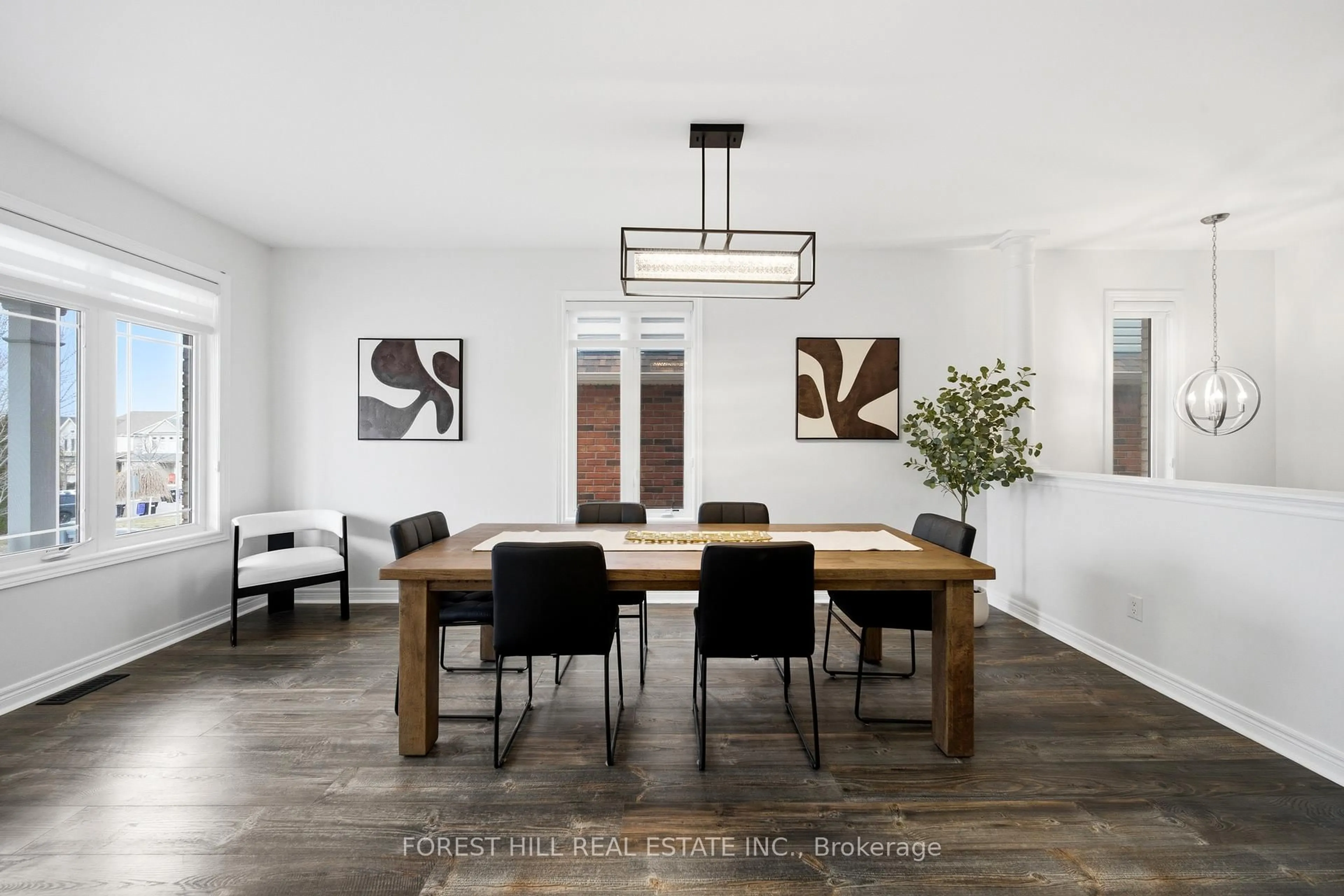 Dining room, wood/laminate floor for 43 Milligan St, Bradford West Gwillimbury Ontario L3Z 0A5