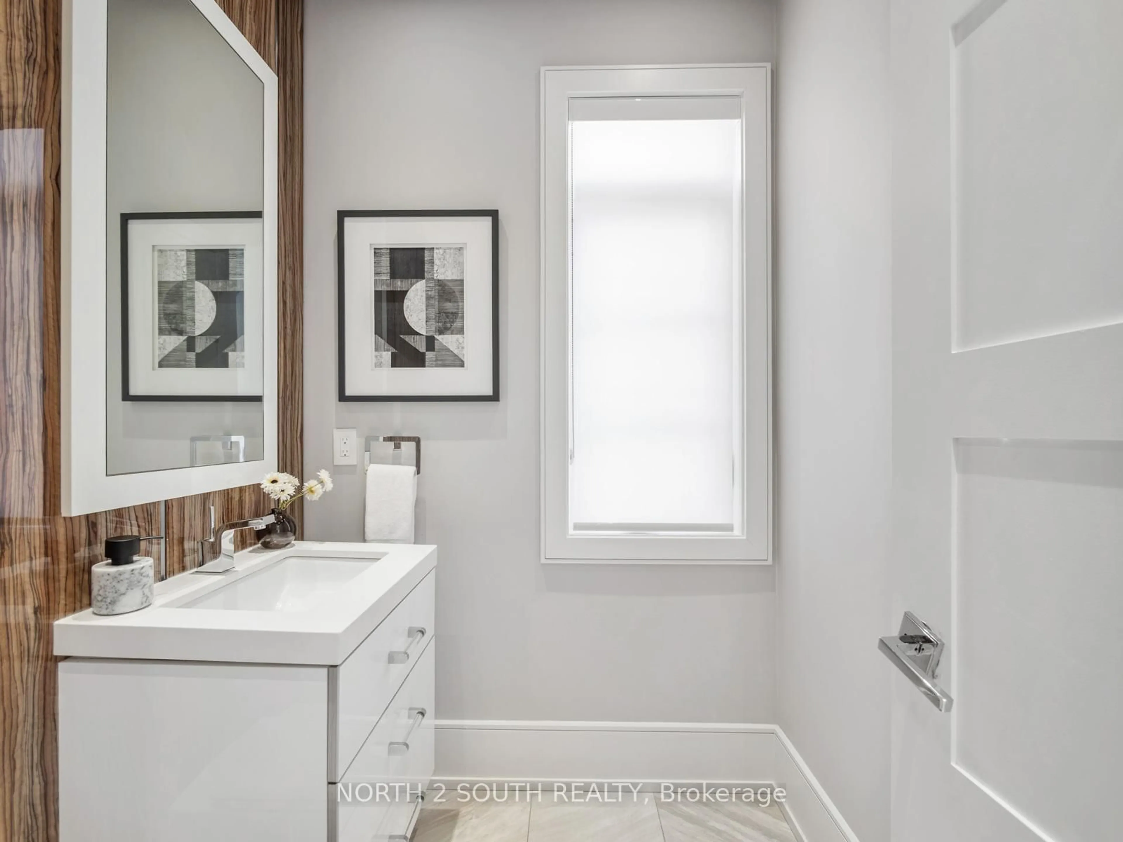 Contemporary bathroom, ceramic/tile floor for 36 Kylemount Crt, Vaughan Ontario L4J 0J4