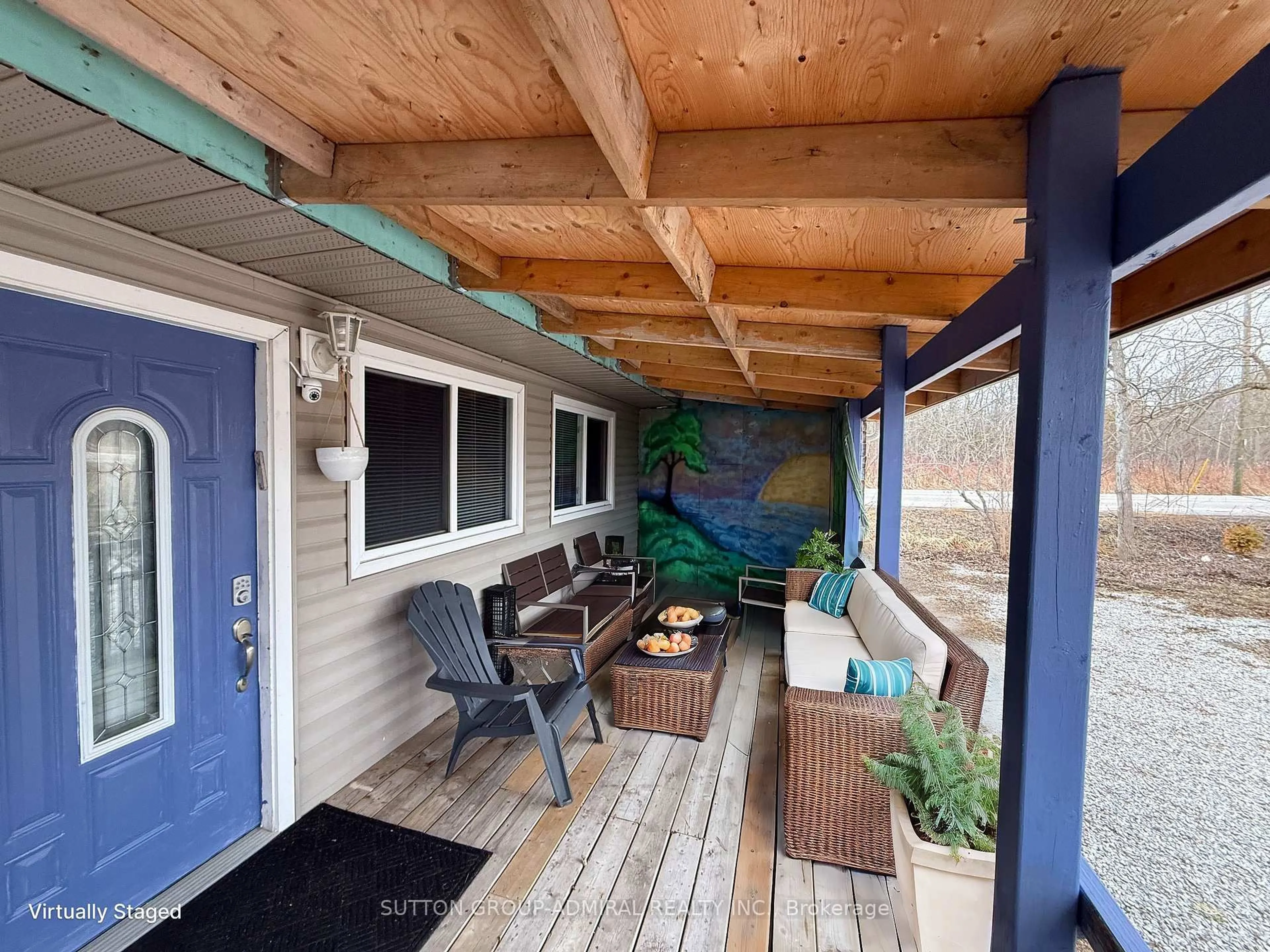 Patio, unknown for 815 Lagoon Dr, Georgina Ontario L0E 1S0