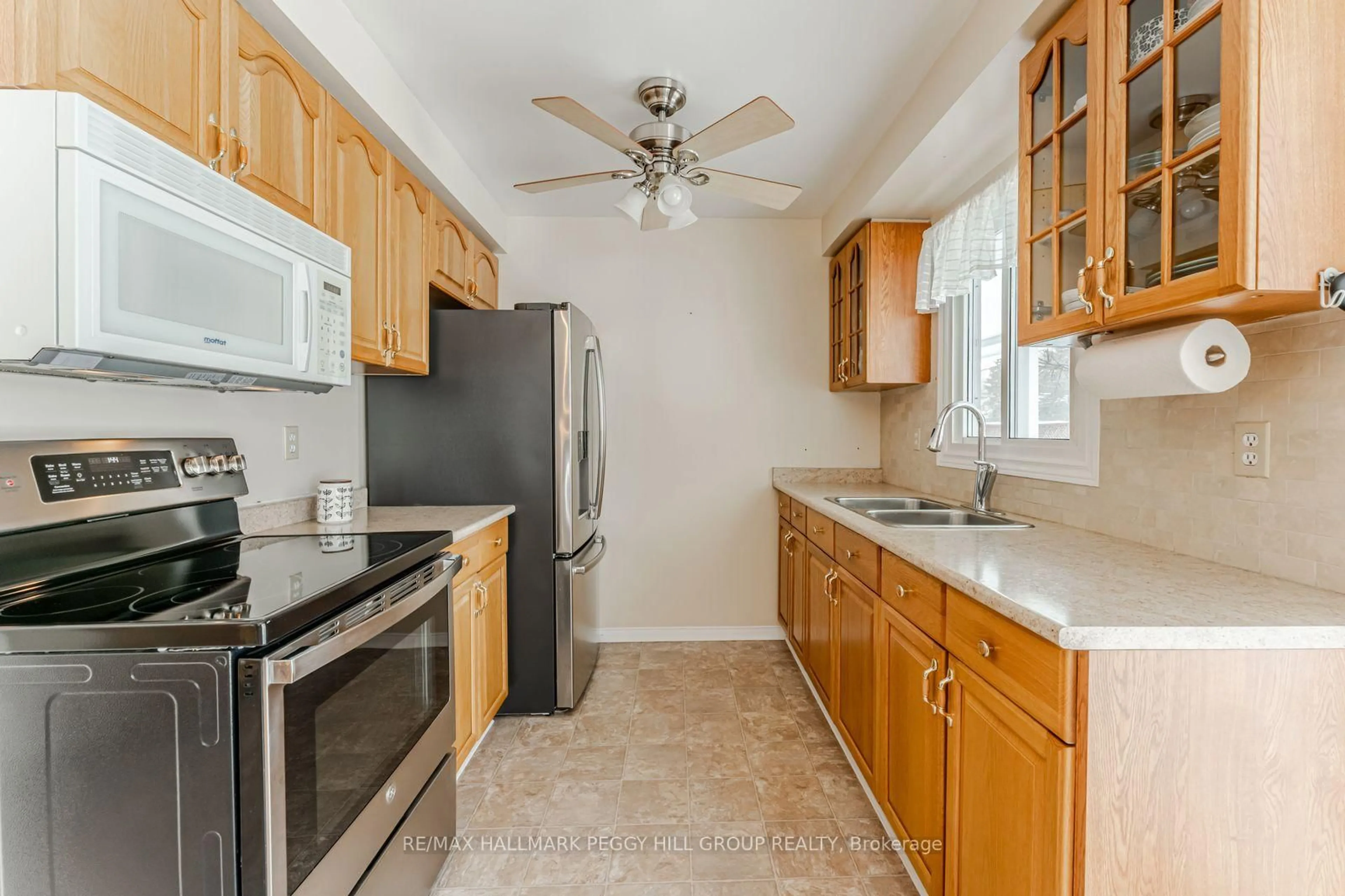 Standard kitchen, ceramic/tile floor for 2 McQueen St, Essa Ontario L0M 1B0
