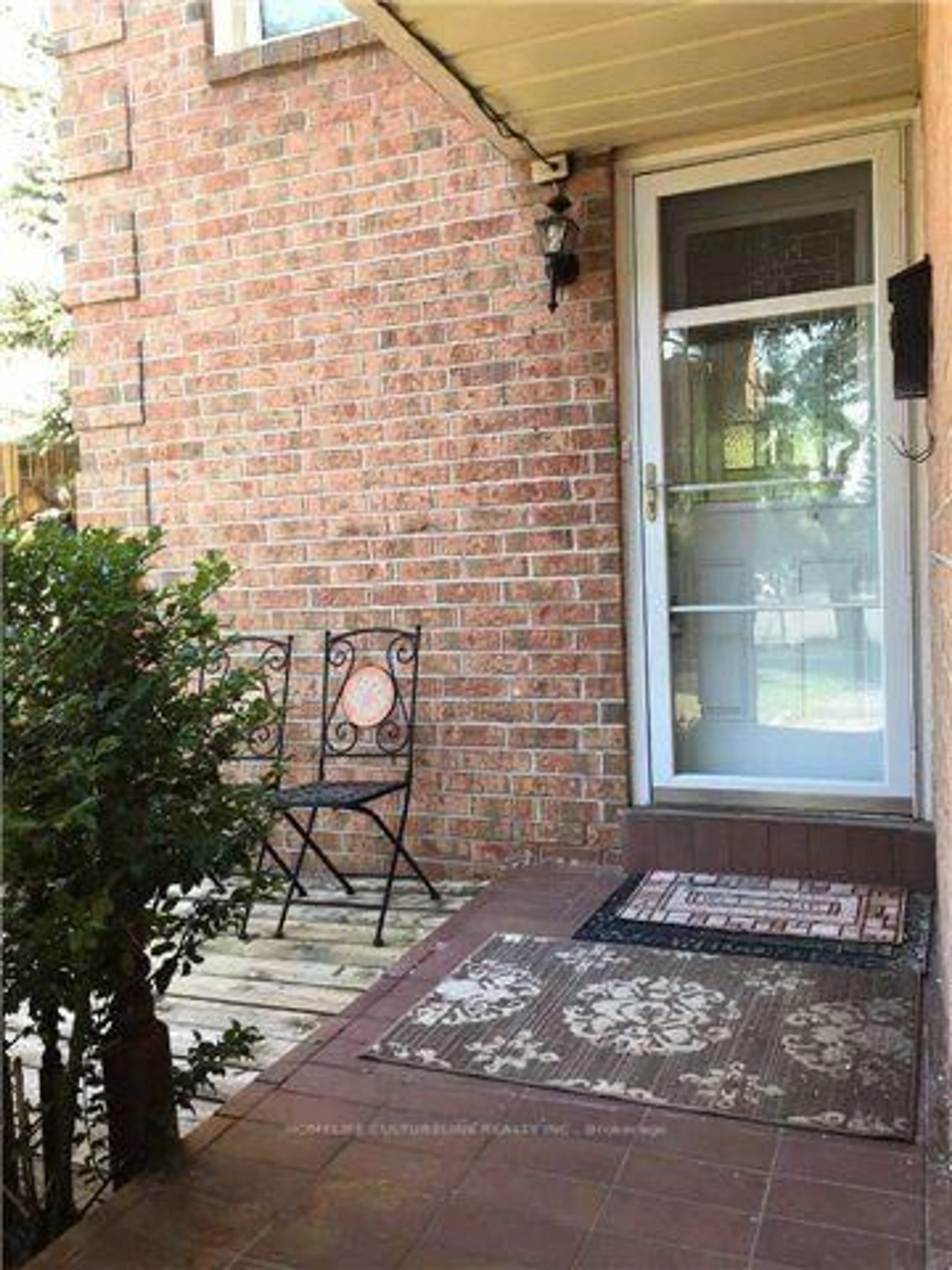 Unknown for 18 Eugenia Crt, Markham Ontario L3R 4Y6