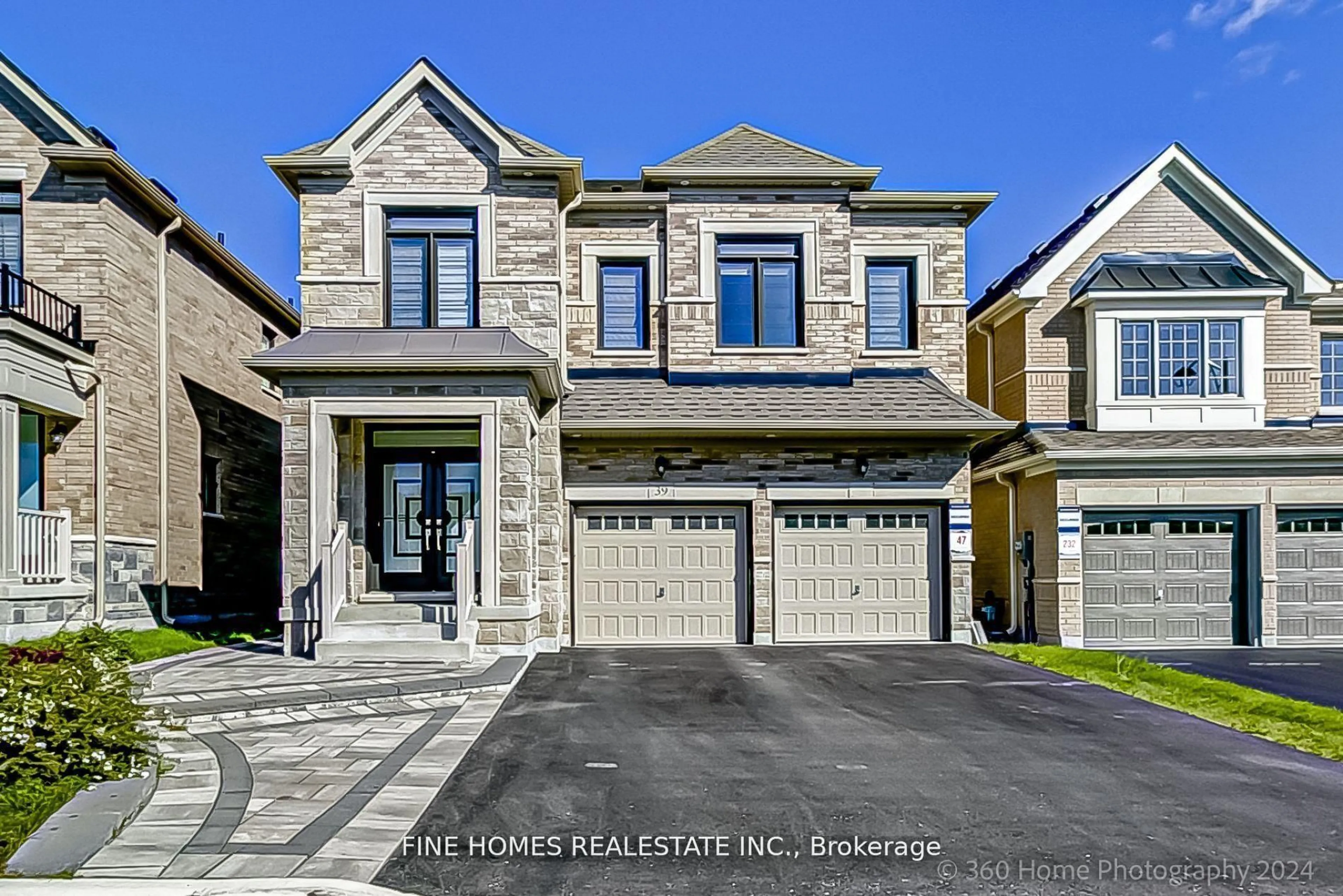 Home with brick exterior material, street for 39 Tesla Cres, East Gwillimbury Ontario L9N 0T3