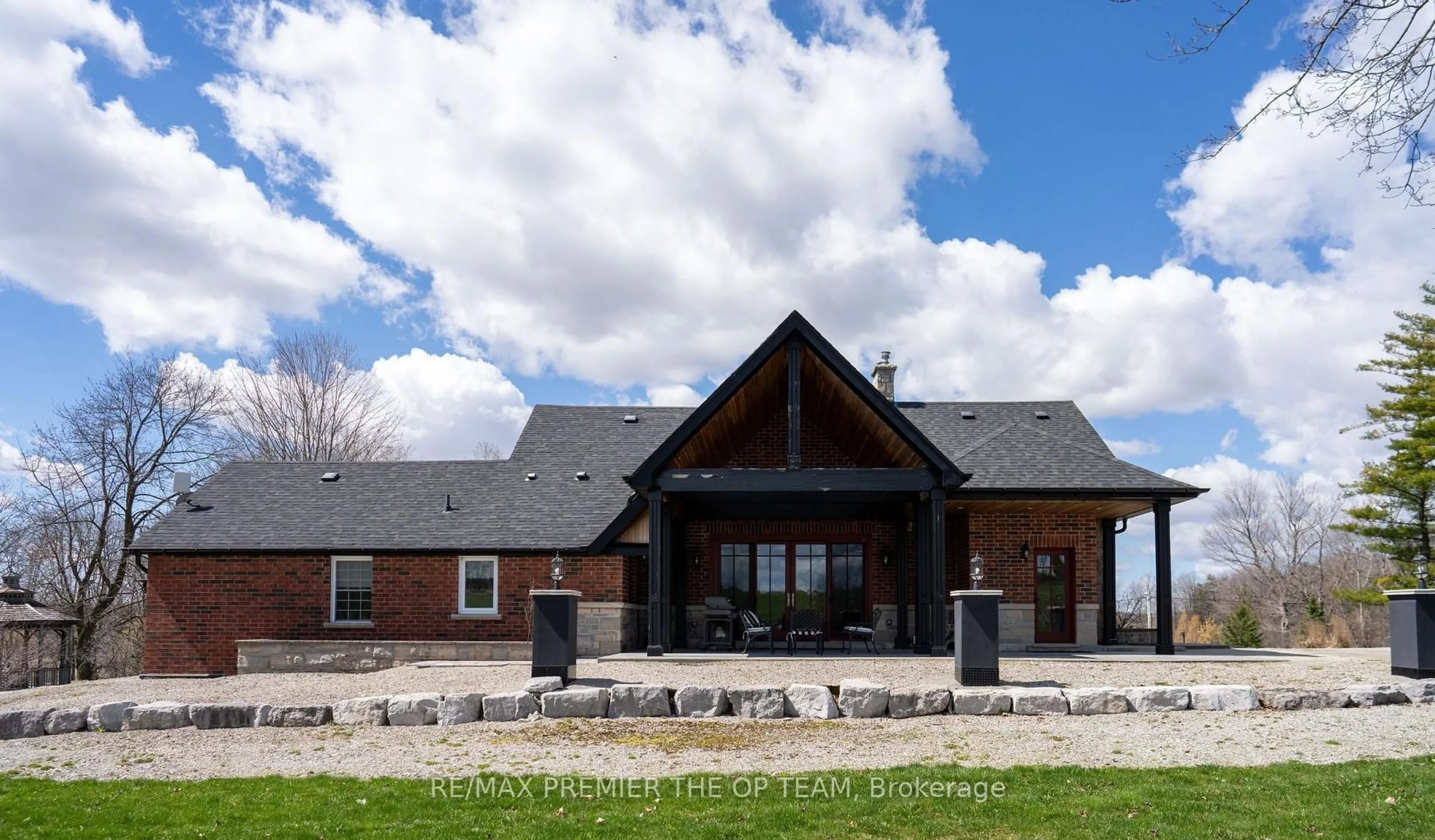 Home with brick exterior material, building for 12355 Mill Rd, Vaughan Ontario L3L 0C9