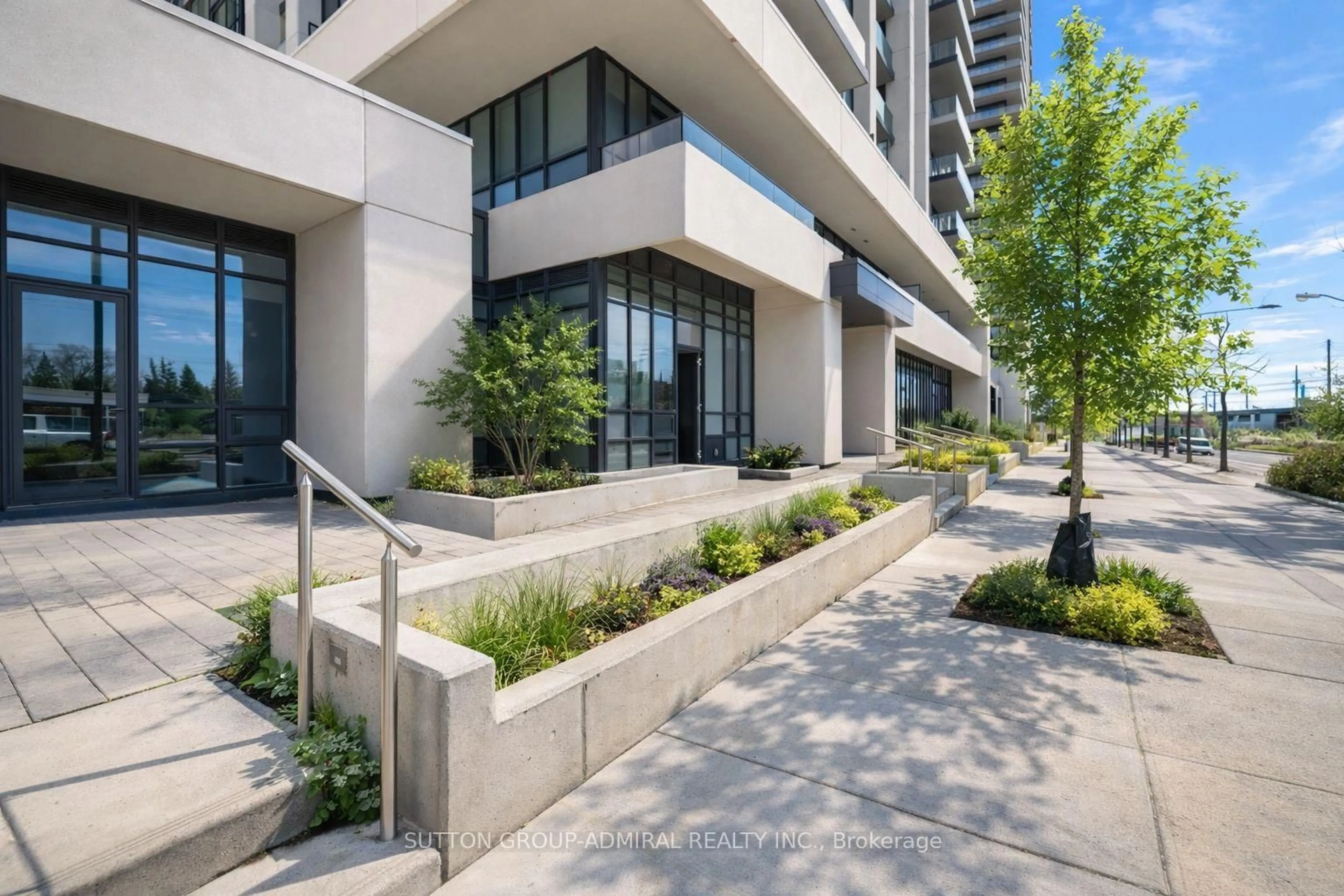 Patio, street for 38 Gandhi Lane #101B, Markham Ontario L3T 0G9