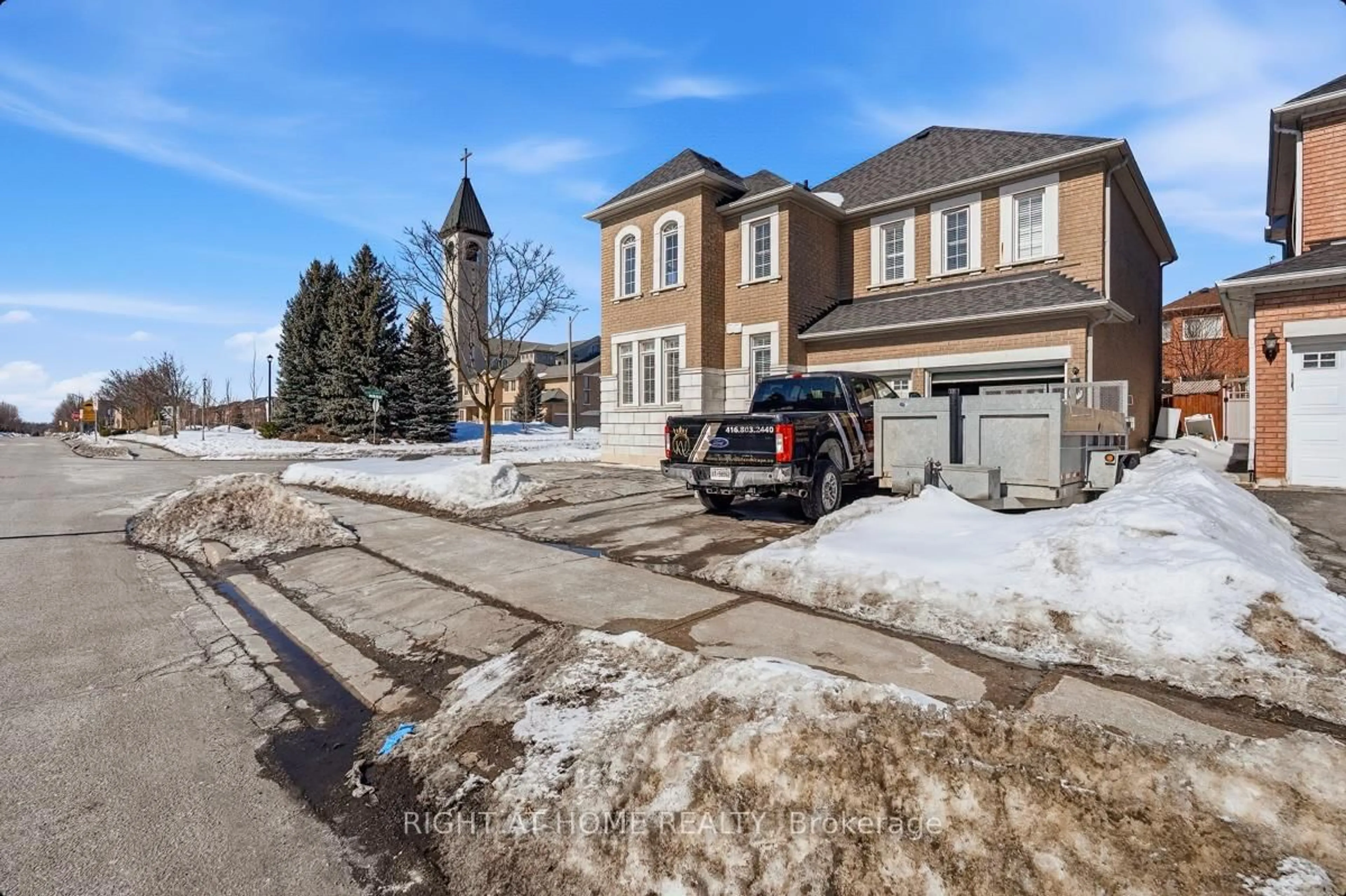 A pic from outside/outdoor area/front of a property/back of a property/a pic from drone, street for 108 Saint Francis Ave, Vaughan Ontario L4H 2B8