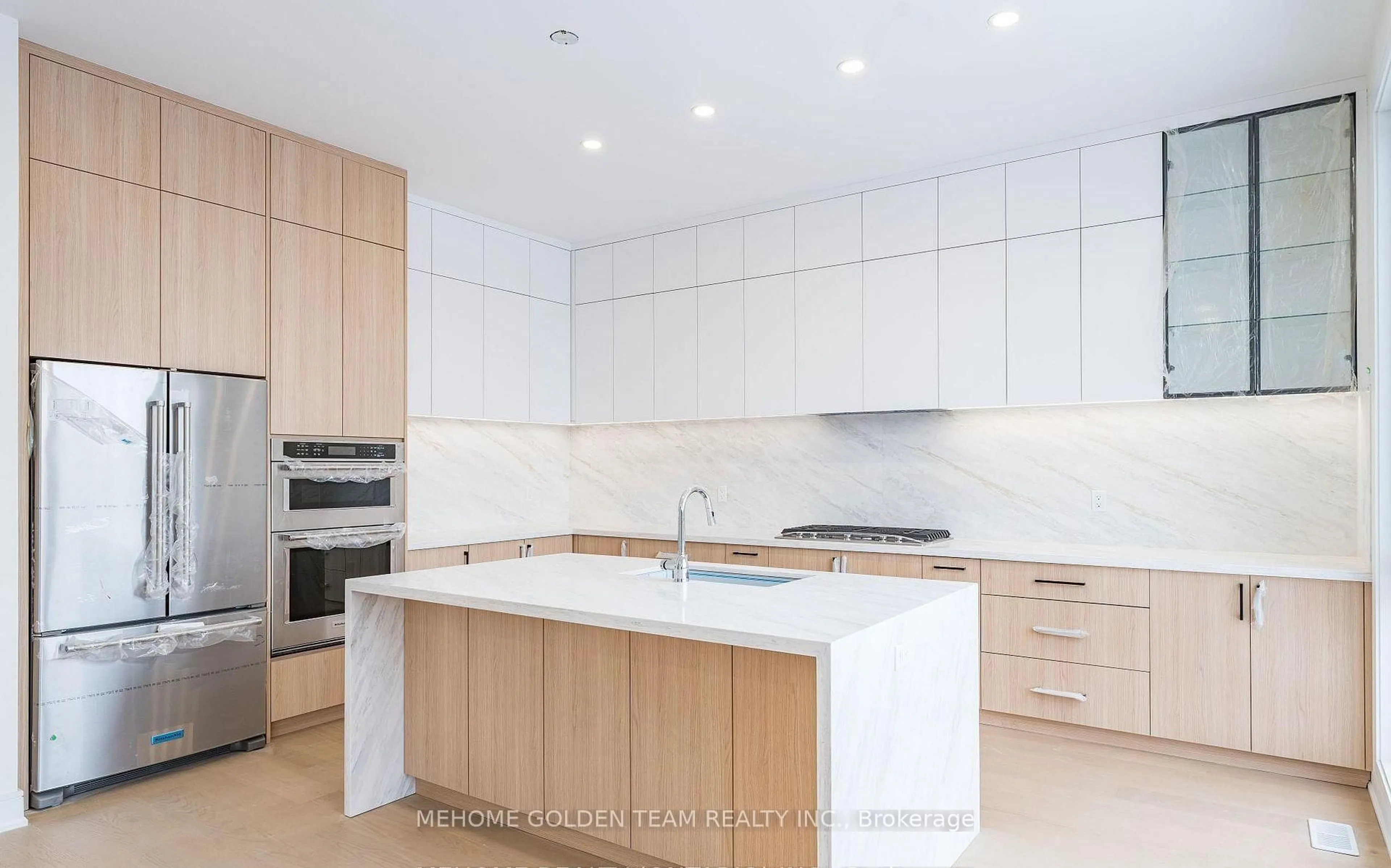 Contemporary kitchen, unknown for 85 Post Oak Dr, Richmond Hill Ontario L4E 4G9