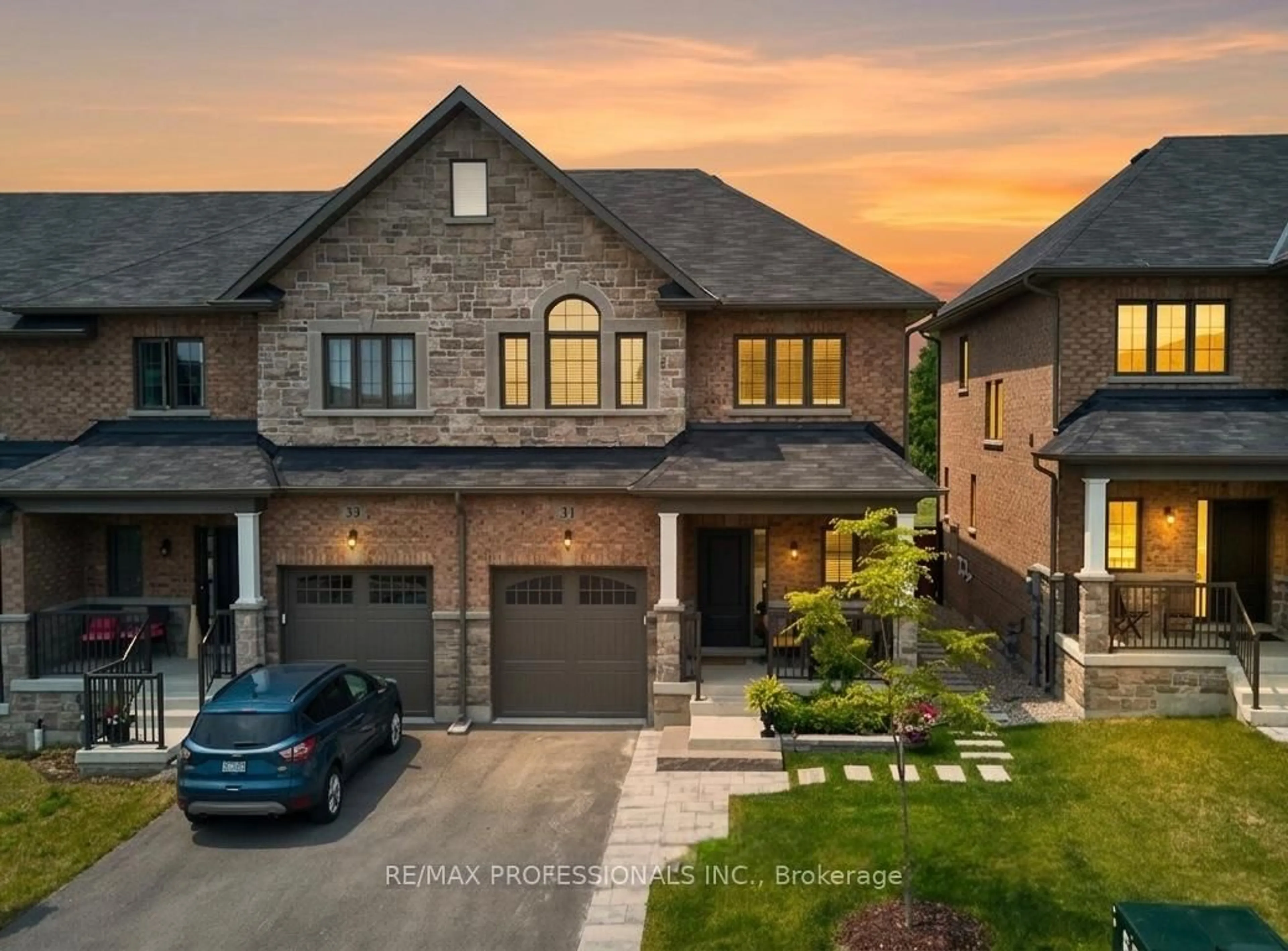 Home with brick exterior material, street for 31 Gord Matthews Way, Uxbridge Ontario L9P 0E9