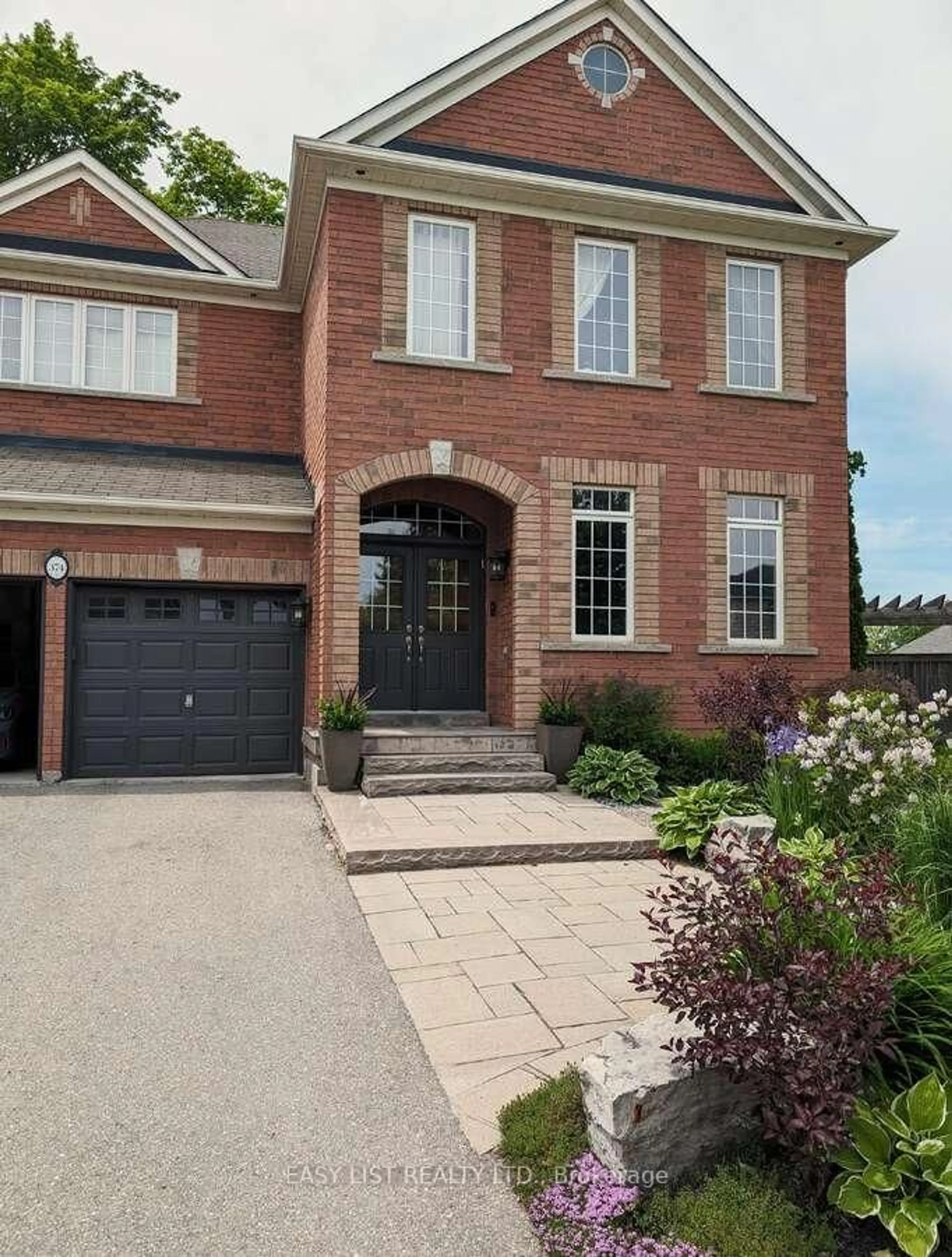 Home with brick exterior material, street for 374 Dowson Loop, Newmarket Ontario L3X 3G3