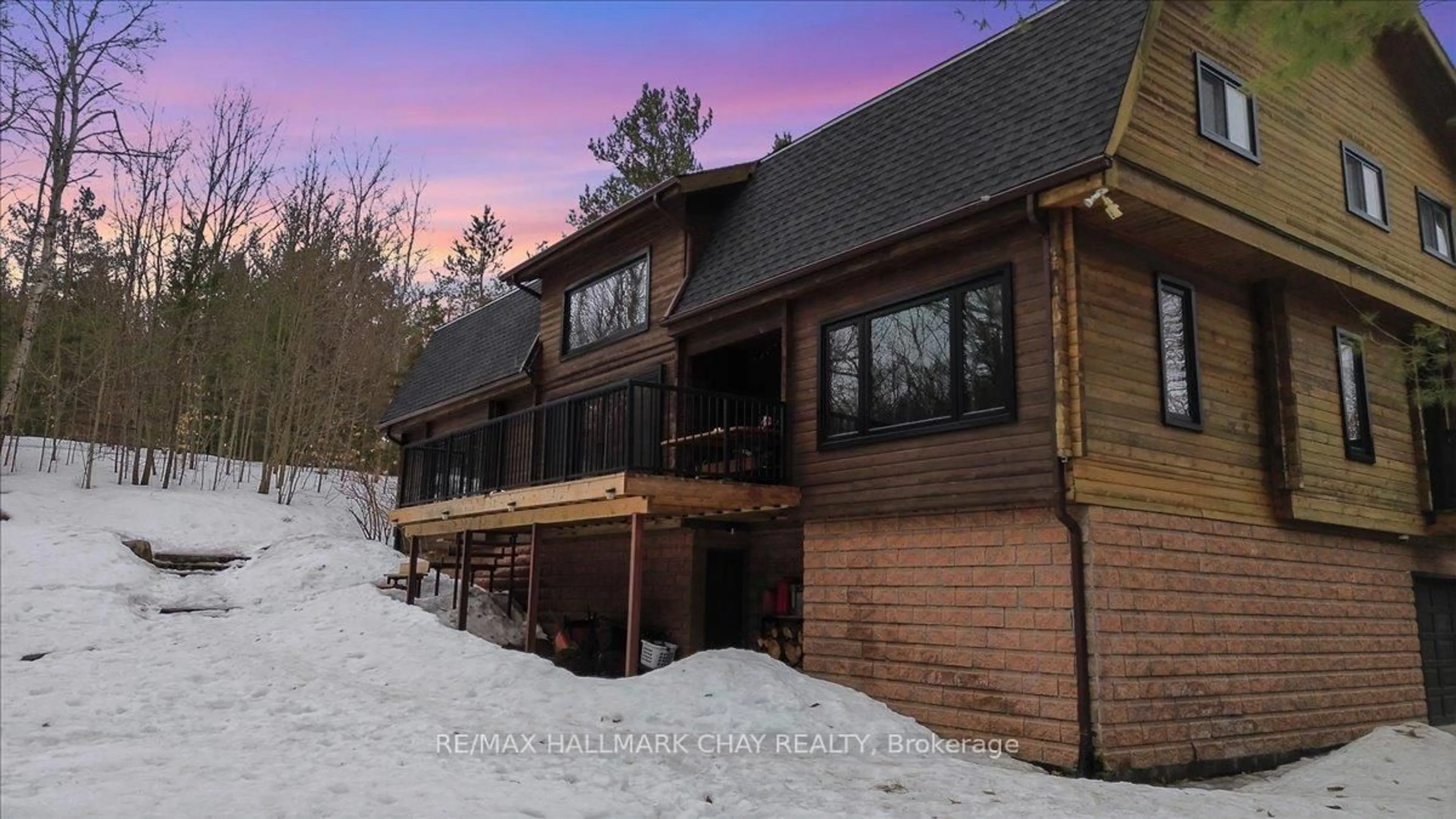 A pic from outside/outdoor area/front of a property/back of a property/a pic from drone, mountain view for 8361 11th Line, Essa Ontario L0L 2N0