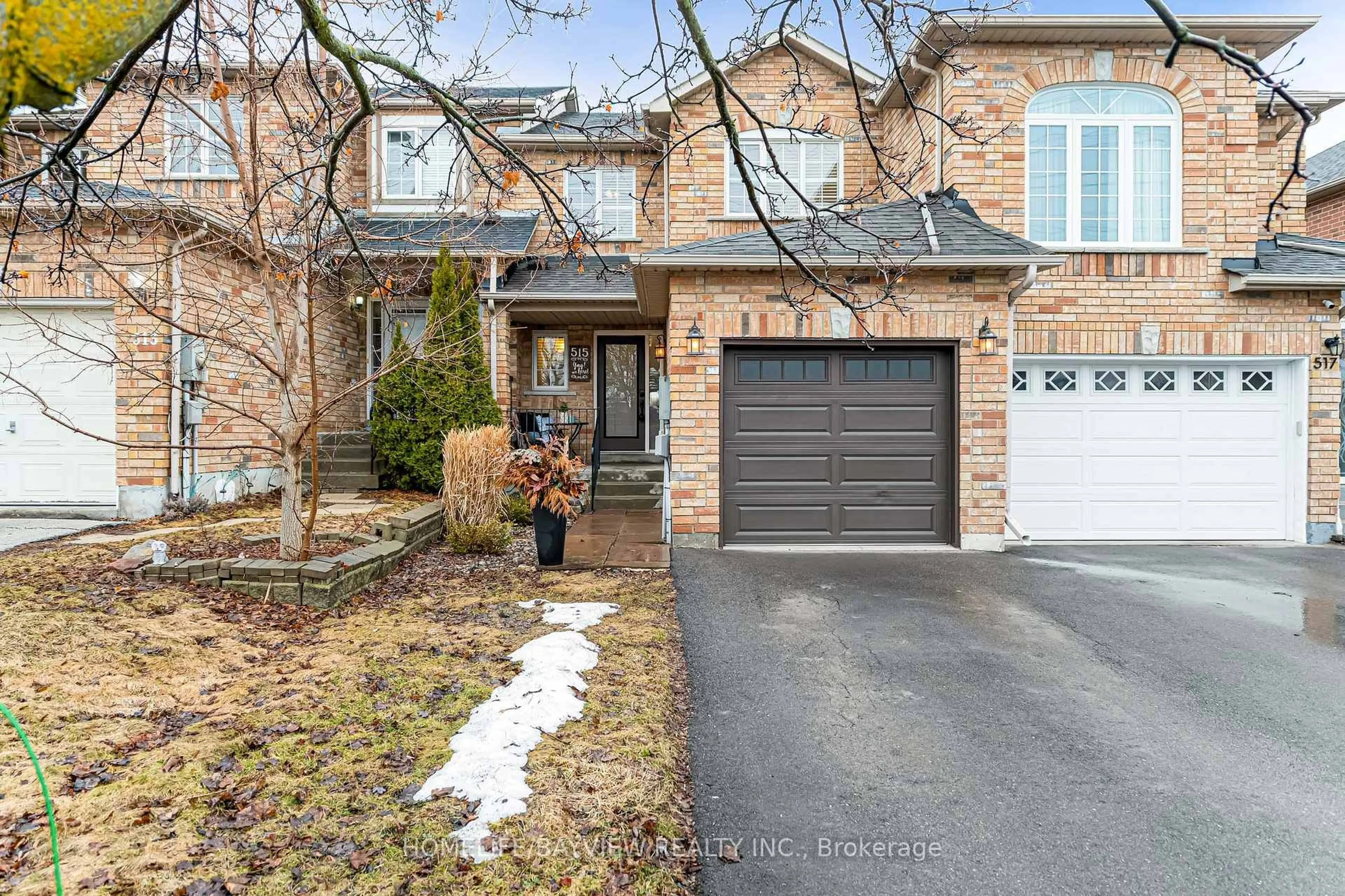 Home with brick exterior material, street for 515 Rourke Pl, Newmarket Ontario L3Y 8S9