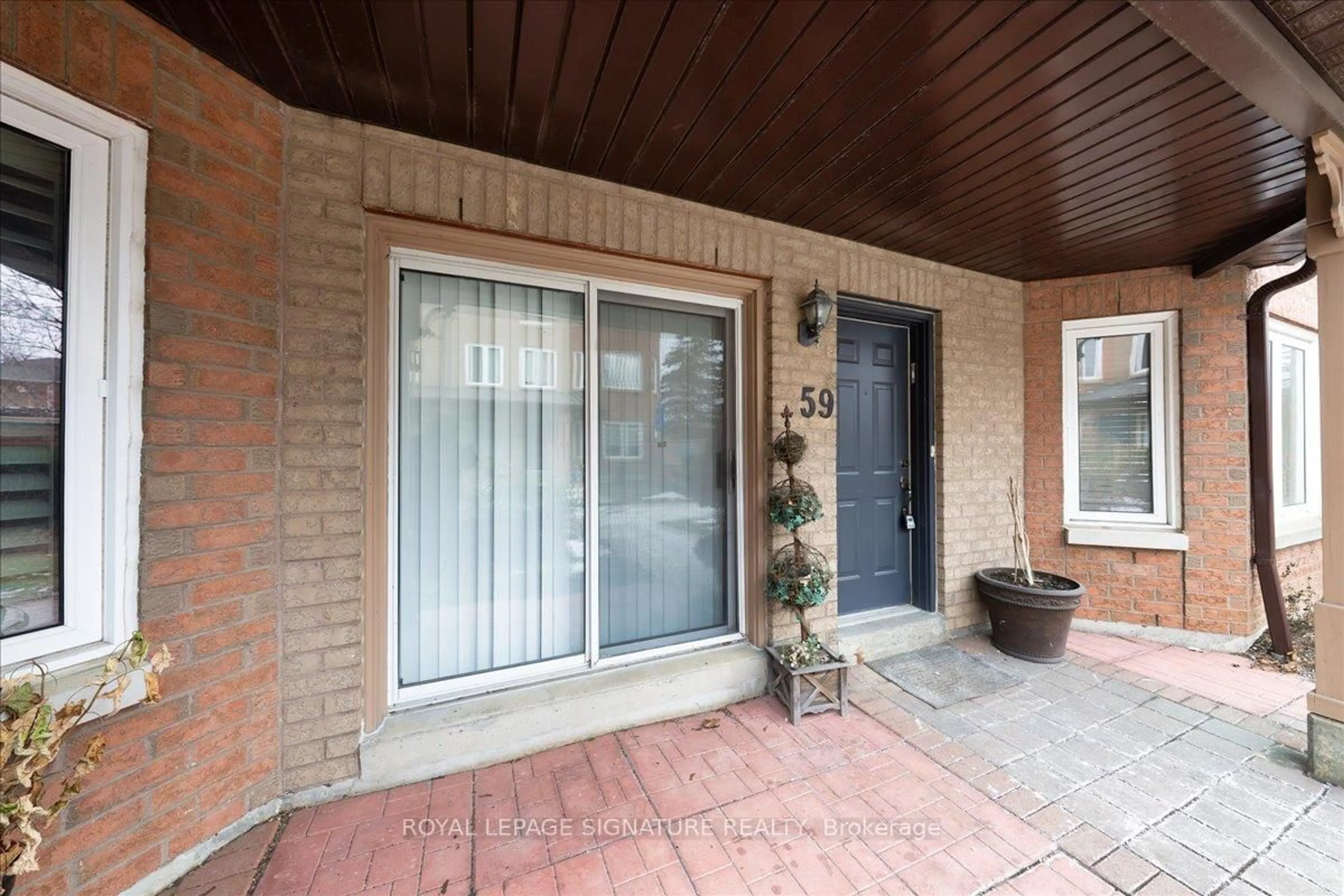 Indoor entryway for 735 New Westminster Dr #59, Vaughan Ontario L4J 7Y9