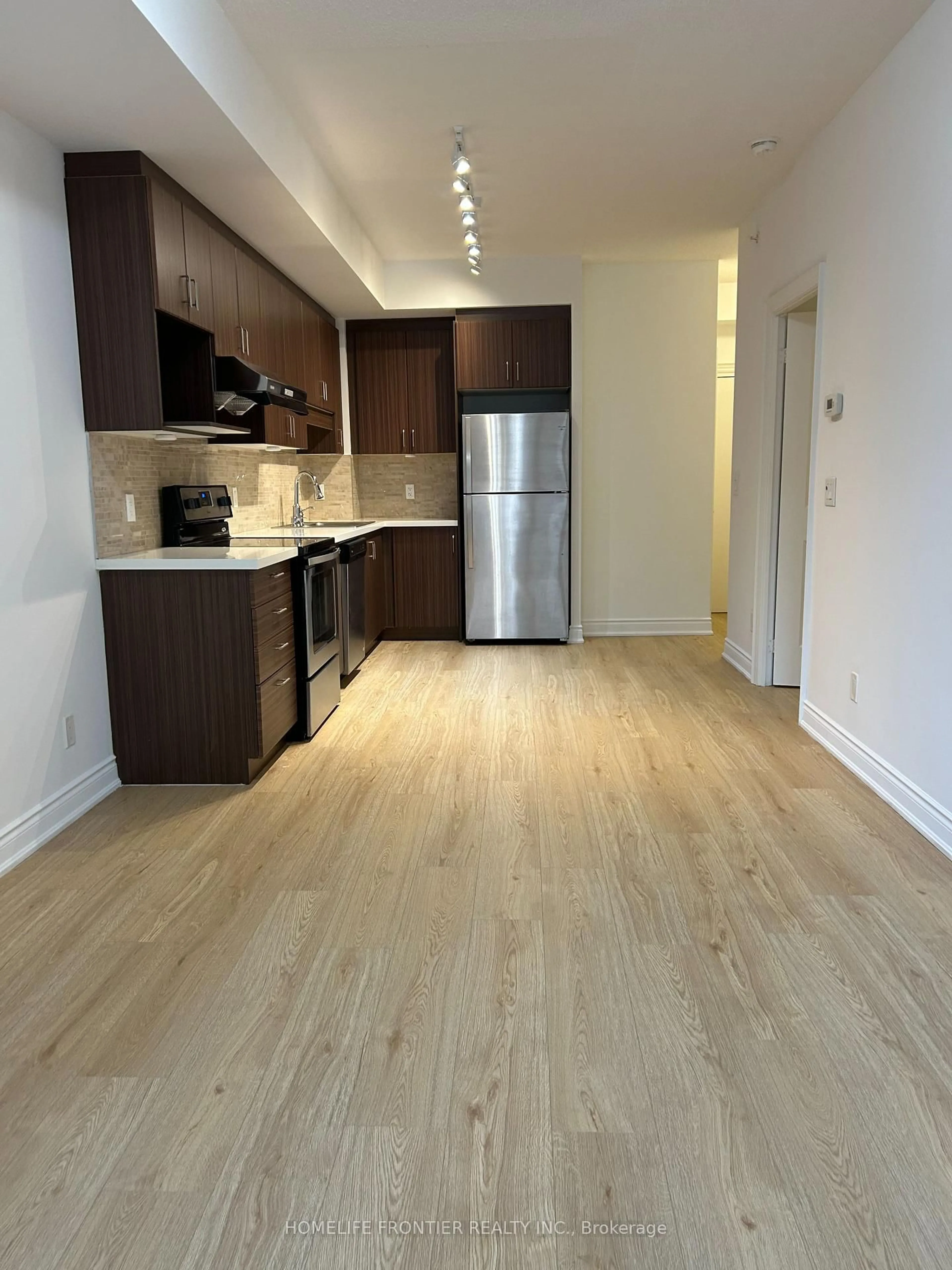 Standard kitchen, wood/laminate floor for 33 Clegg Rd #D502, Markham Ontario L6G 0G6