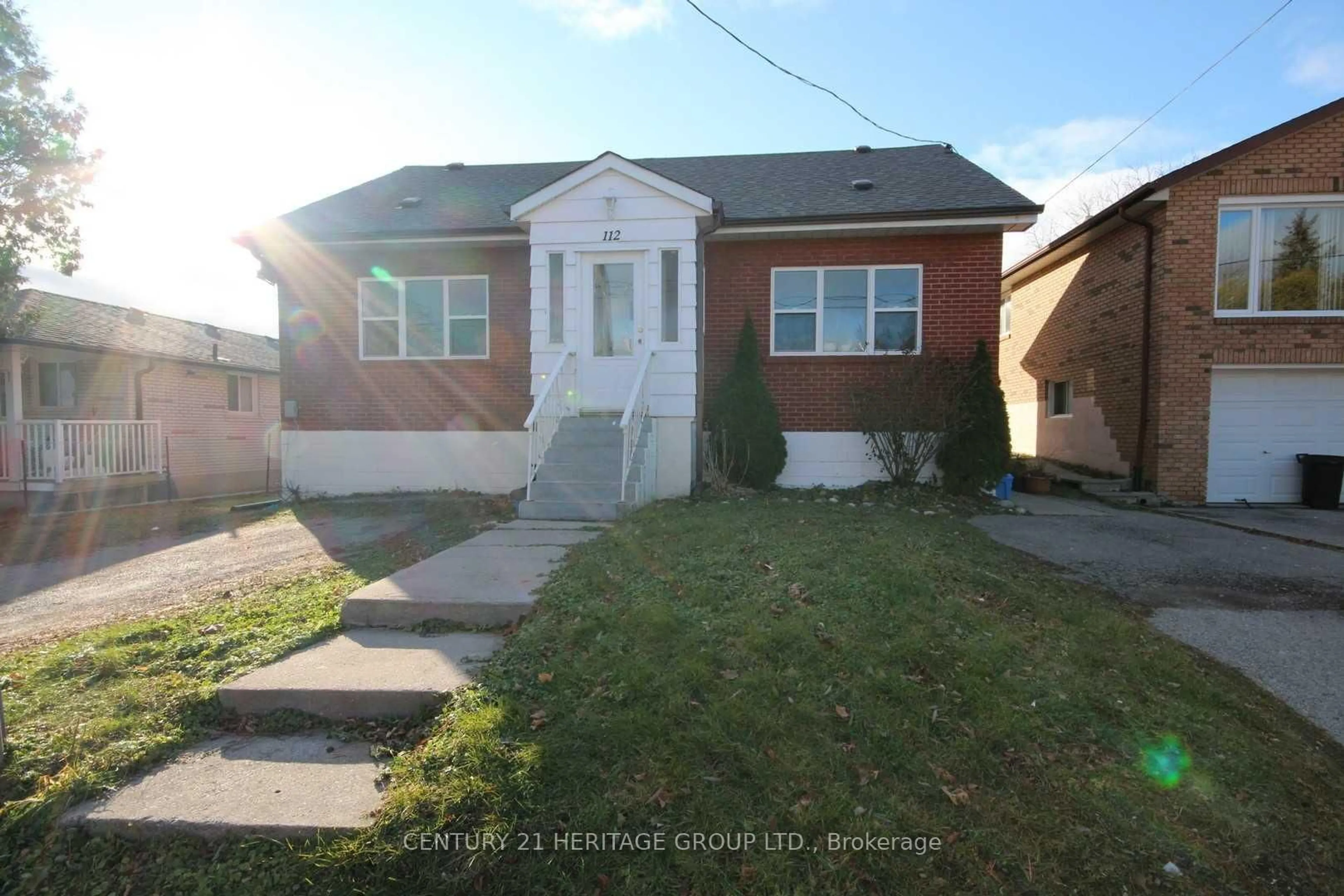 Unknown for 112 Toronto St, Bradford West Gwillimbury Ontario L3Z 1N9
