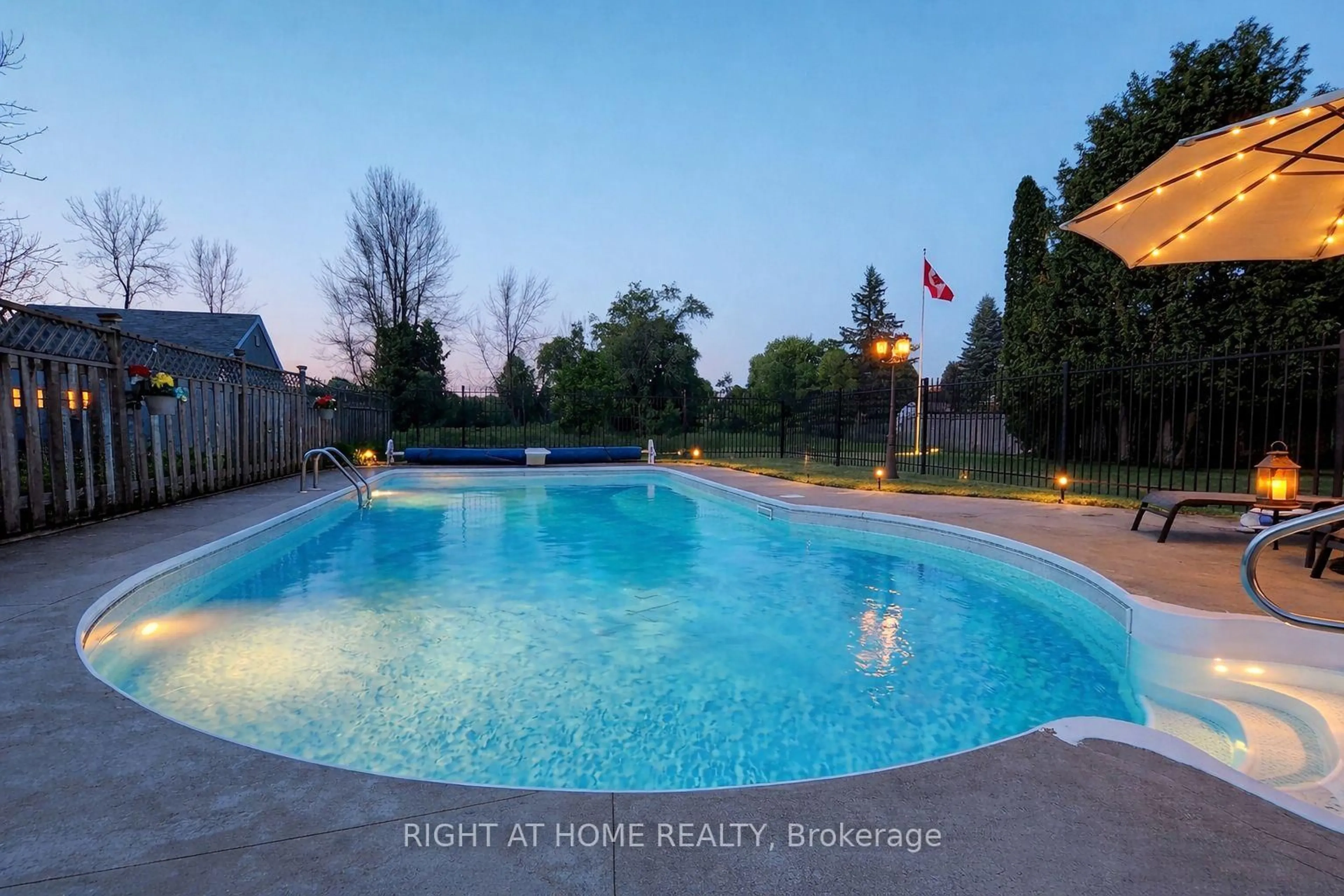Pool for 1252 Shore Acres Dr, Innisfil Ontario L0L 1R0